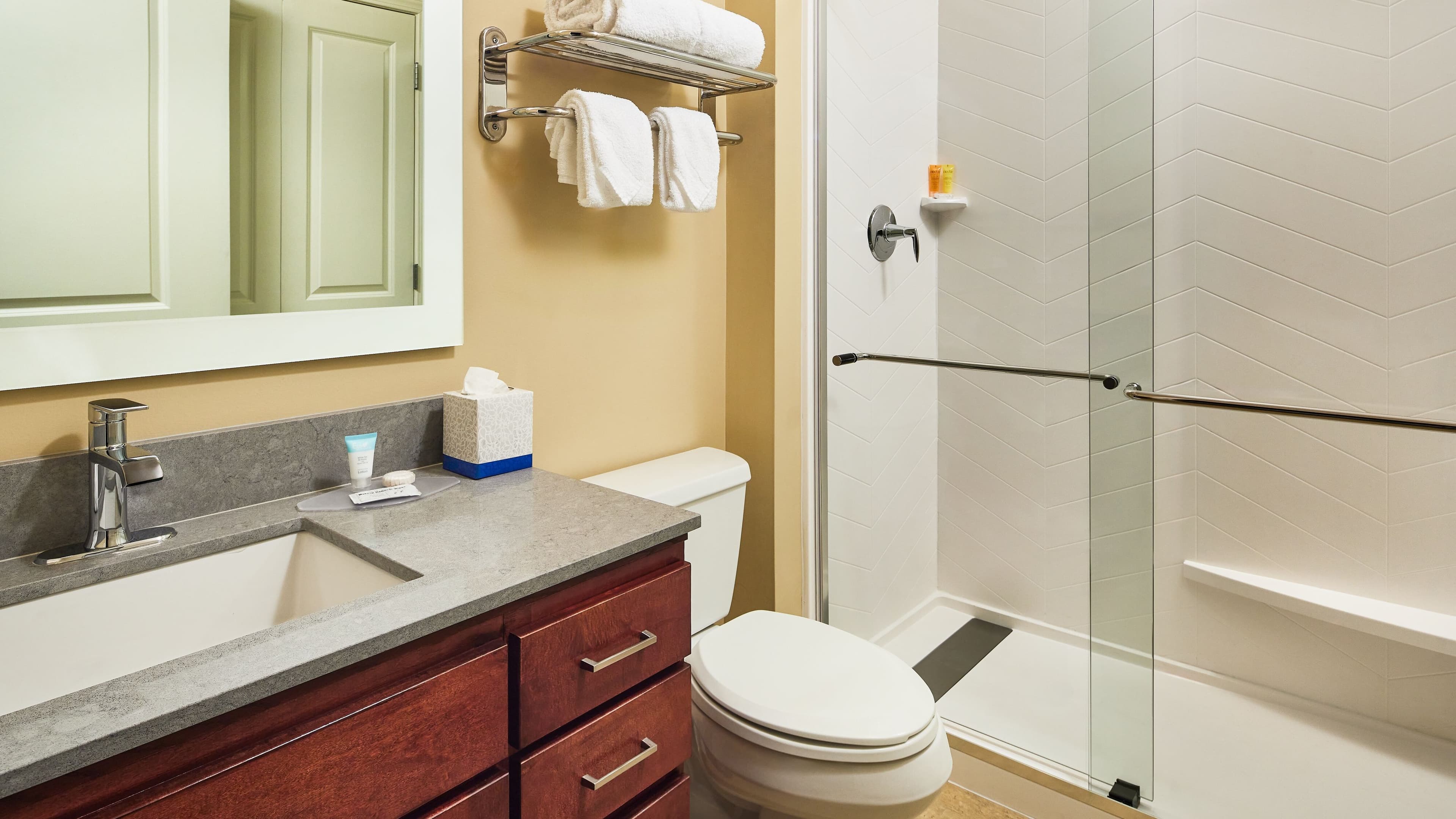 Holiday Inn Express & Suites Colorado Springs Central — 34
