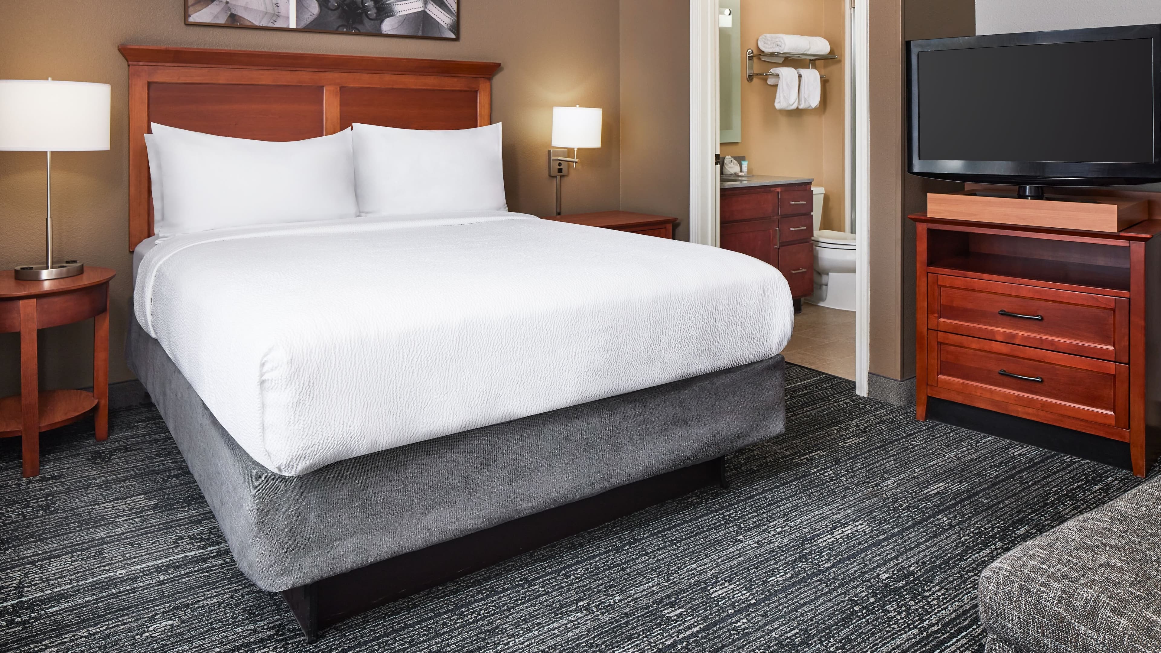Holiday Inn Express & Suites Colorado Springs Central — 39