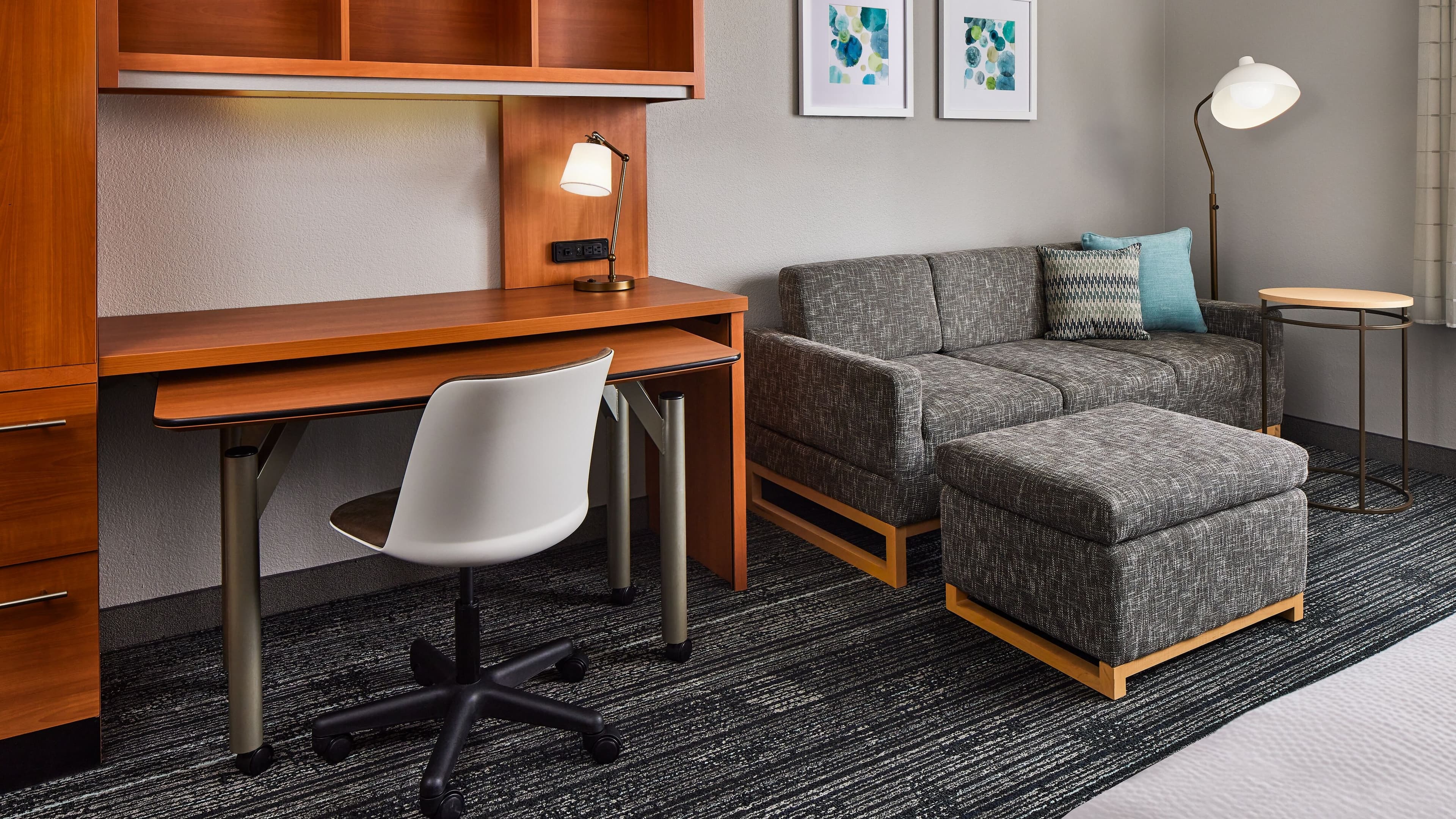 Holiday Inn Express & Suites Colorado Springs Central — 41