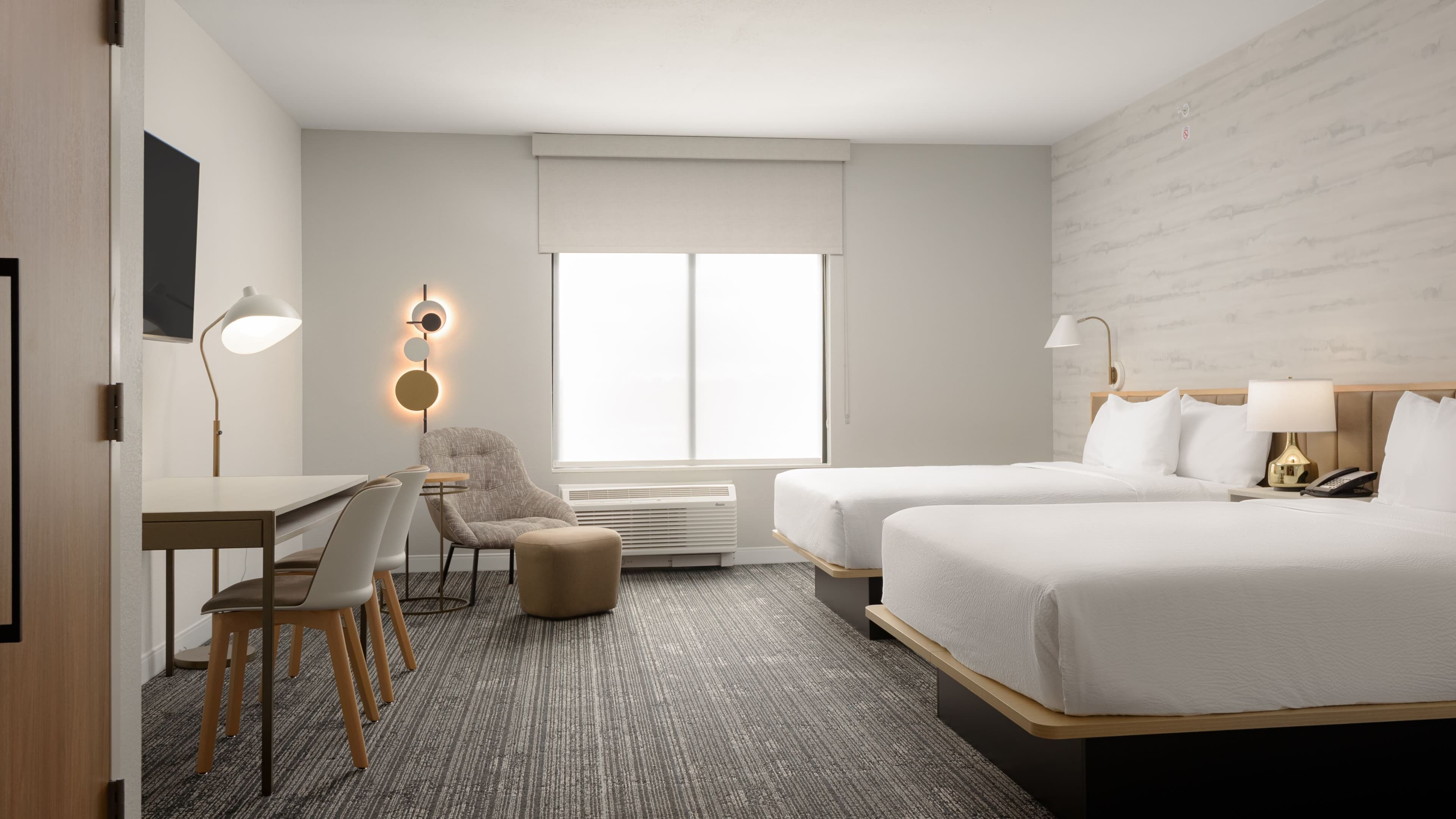 TownePlace Suites Cincinnati Oakley - Image 2