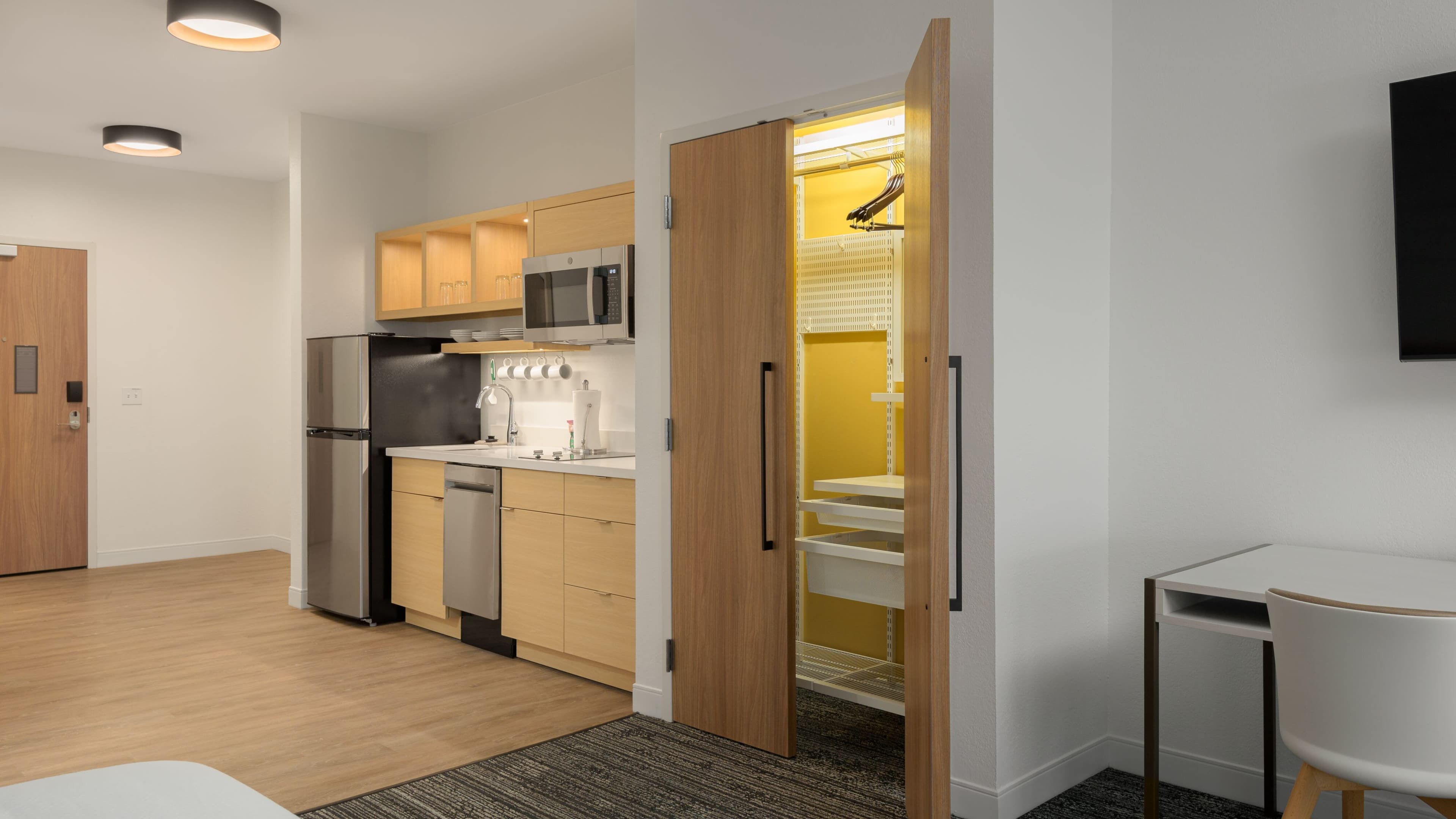 TownePlace Suites Cincinnati Oakley - Image 3