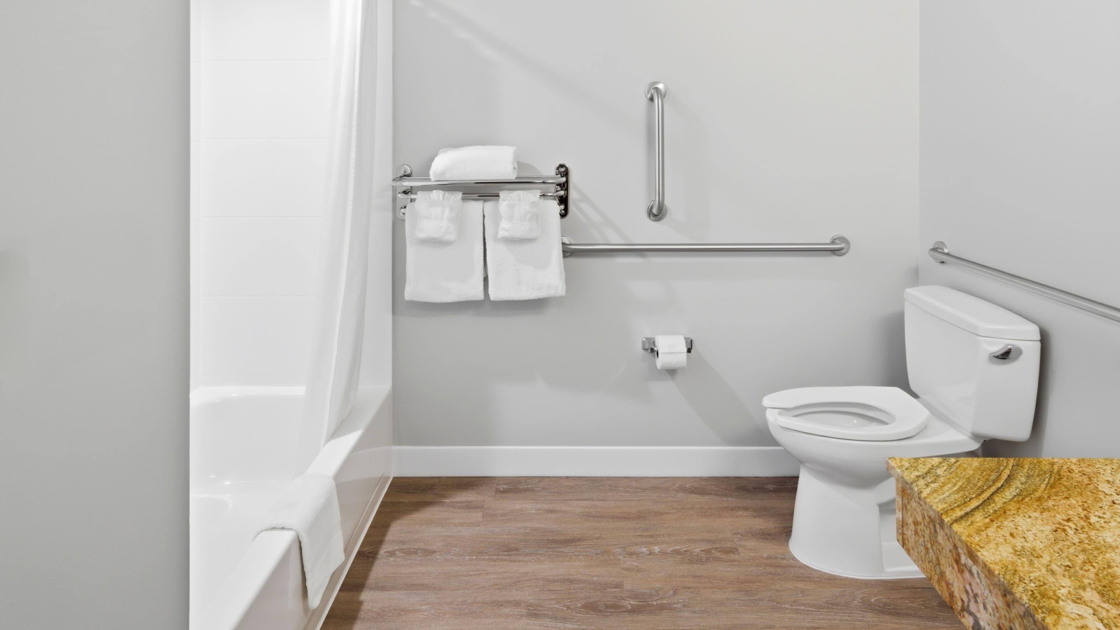 Larger Studio - Image 7