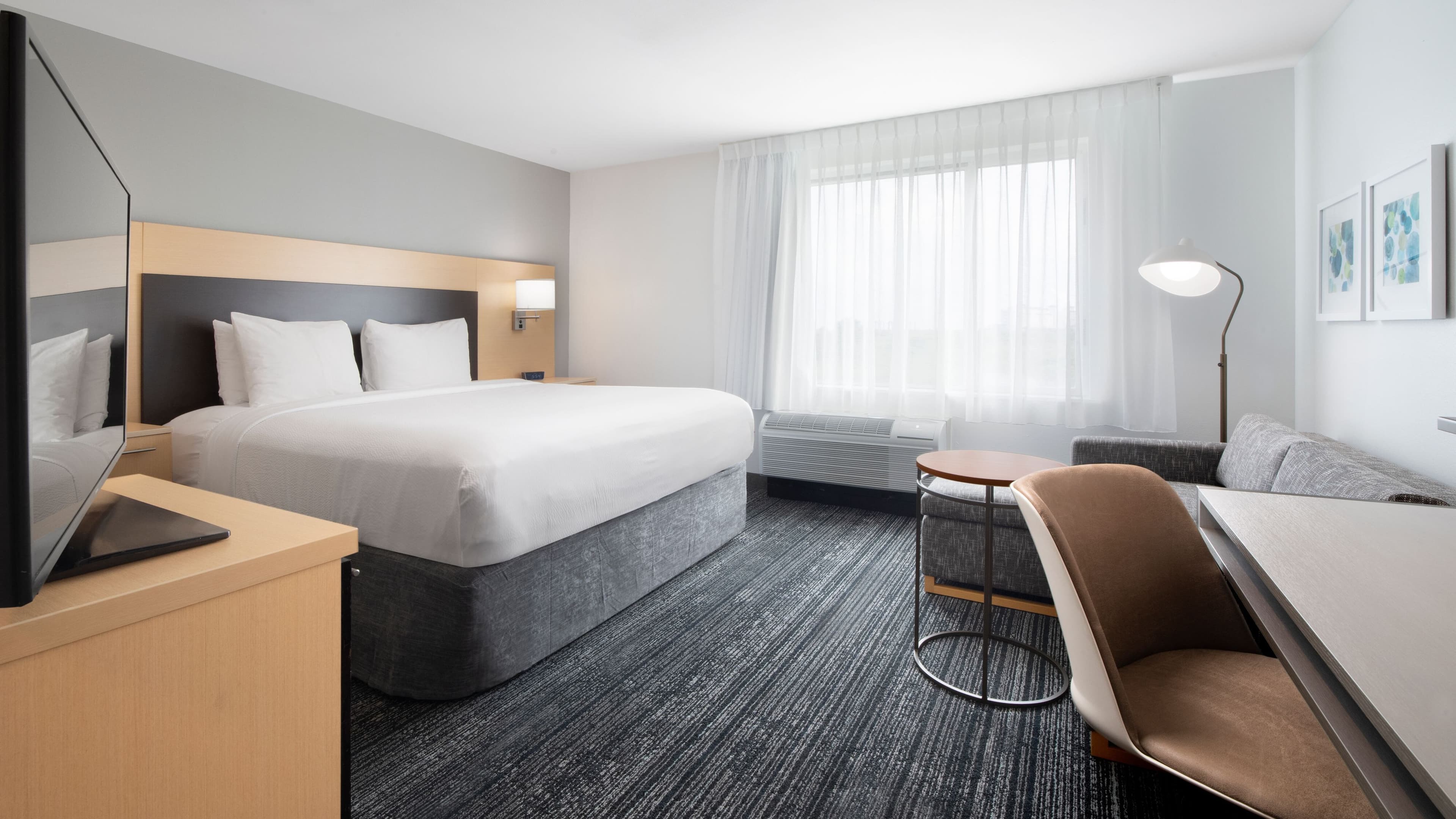 TownePlace Suites Galveston Island - Image 2