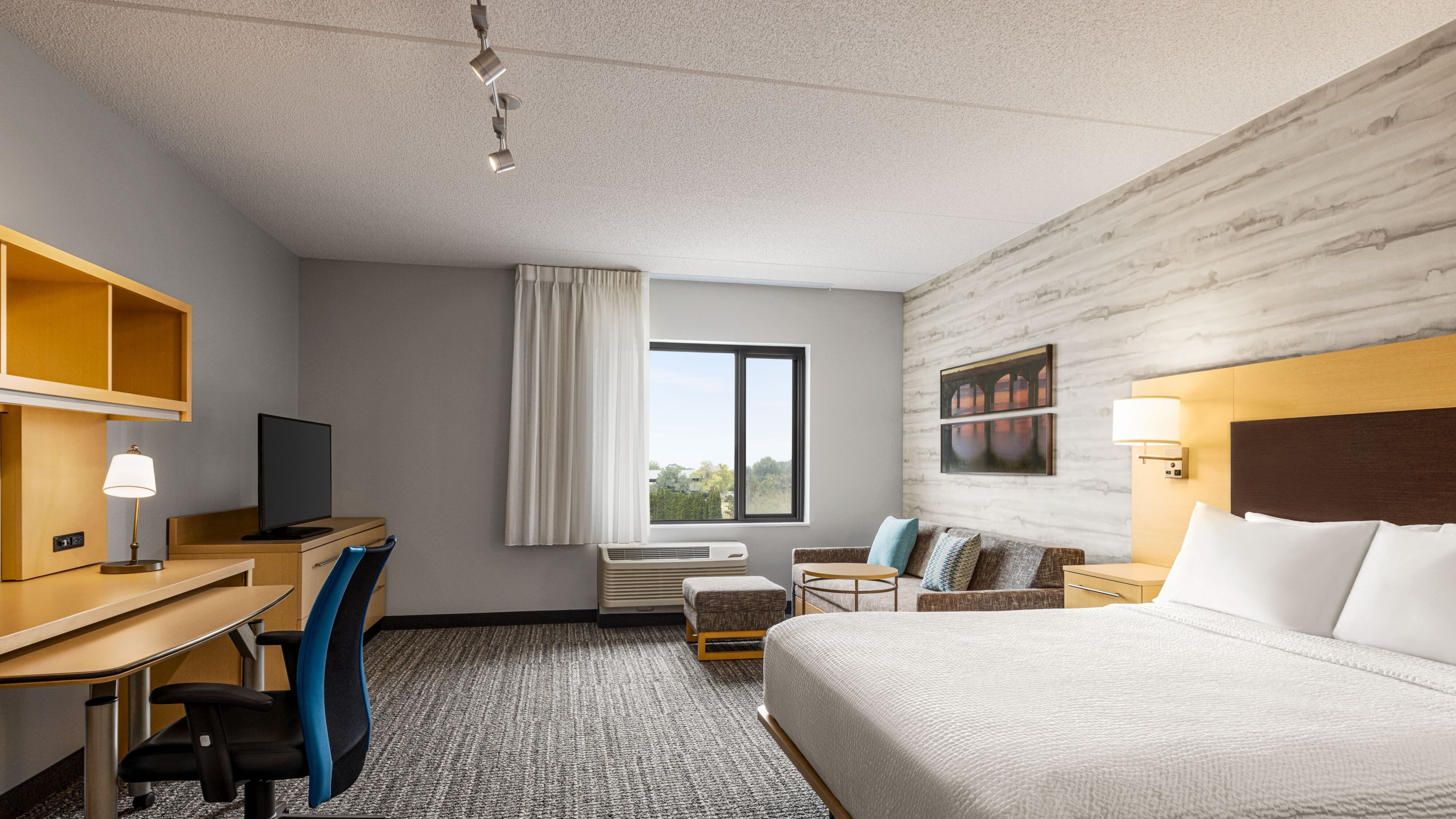 TownePlace Suites Harrisburg West/Mechanicsburg — 10