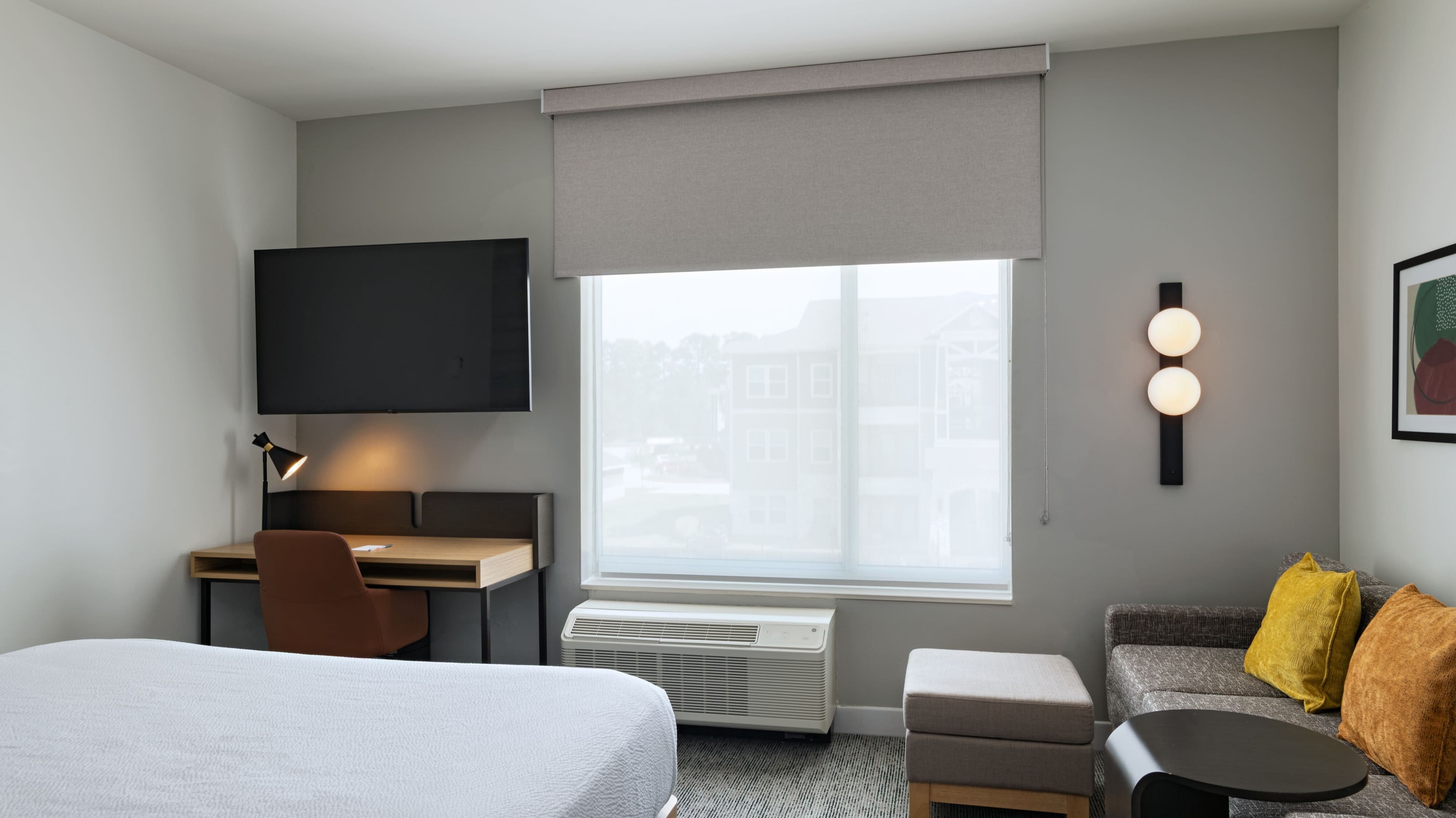 Holiday Inn & Suites Houston West - Katy Mills — 19