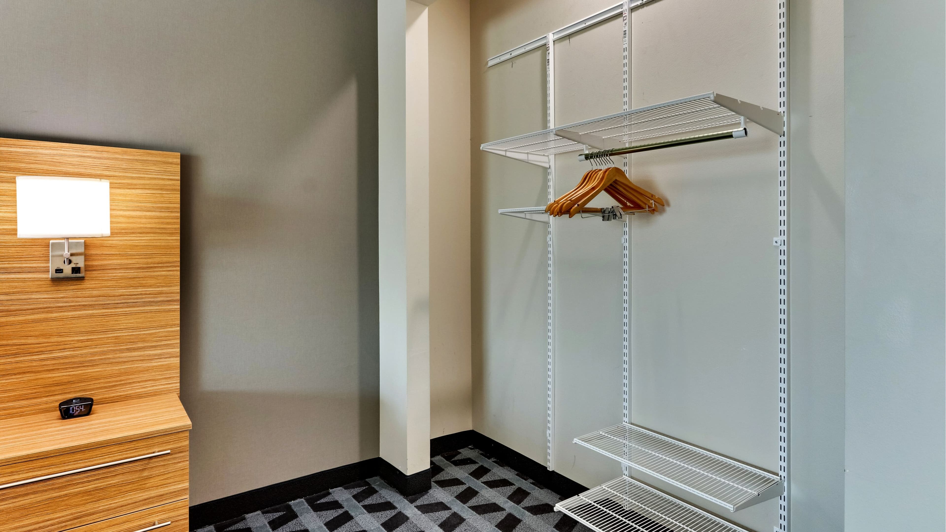 Studio - Image 9