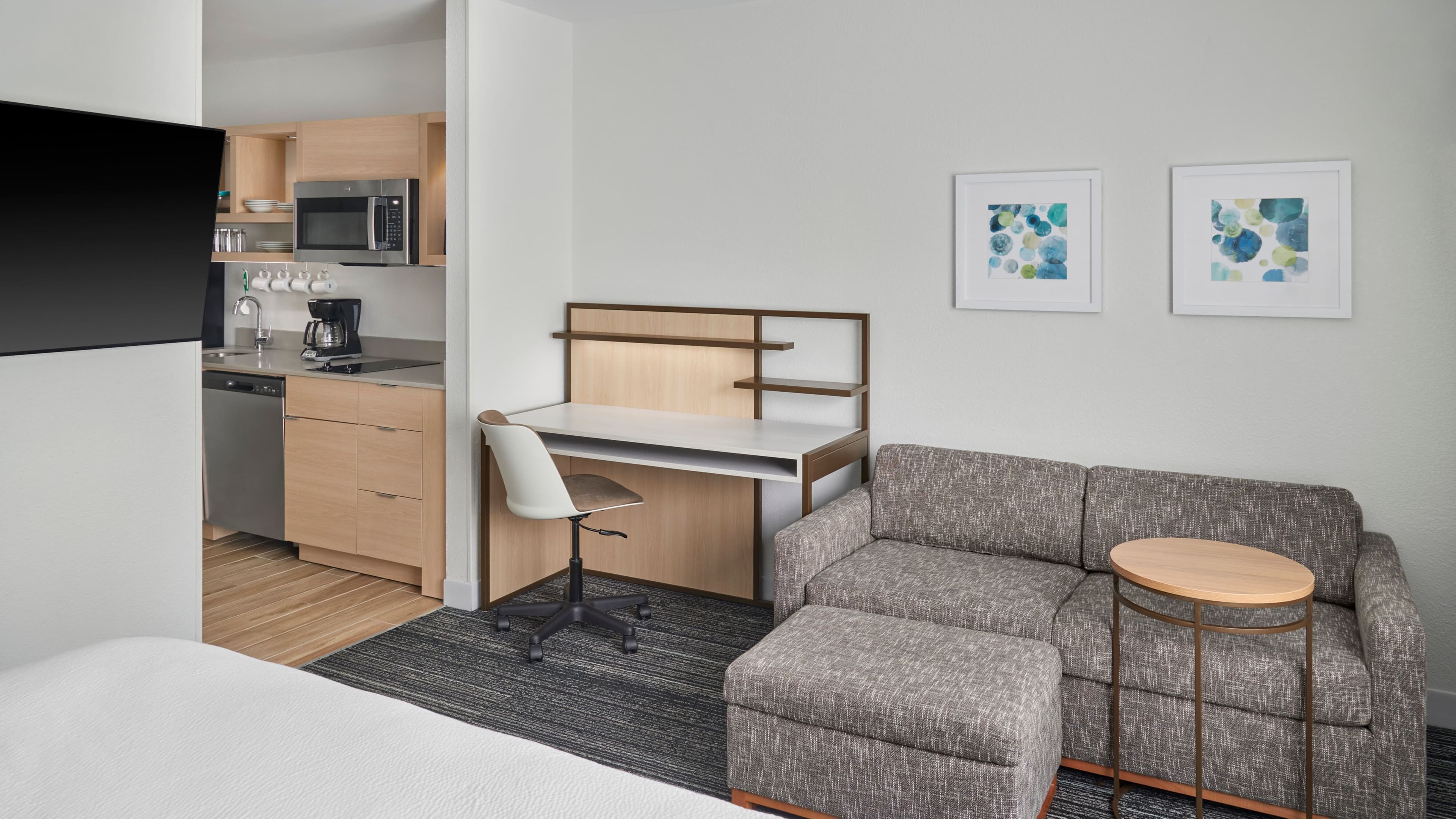 TownePlace Suites Lansing North - Image 5