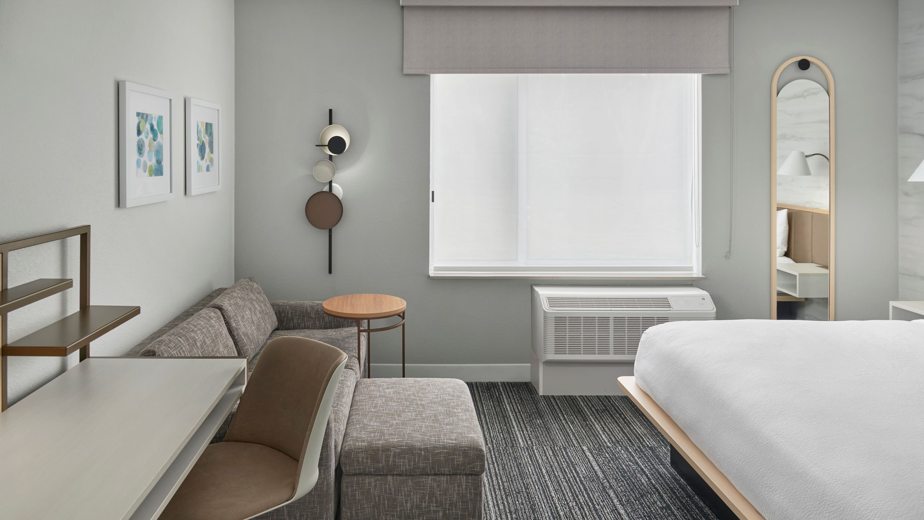 1 King Studio Suite - Image 6