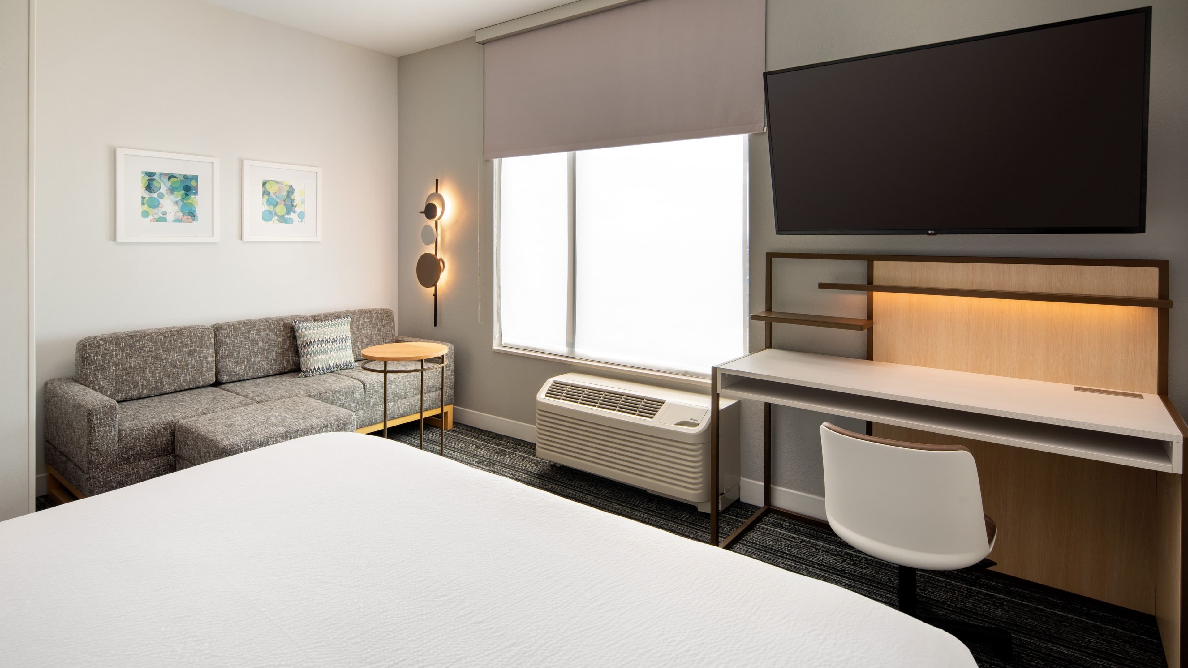 TownePlace Suites Las Vegas North I-15 - Image 3