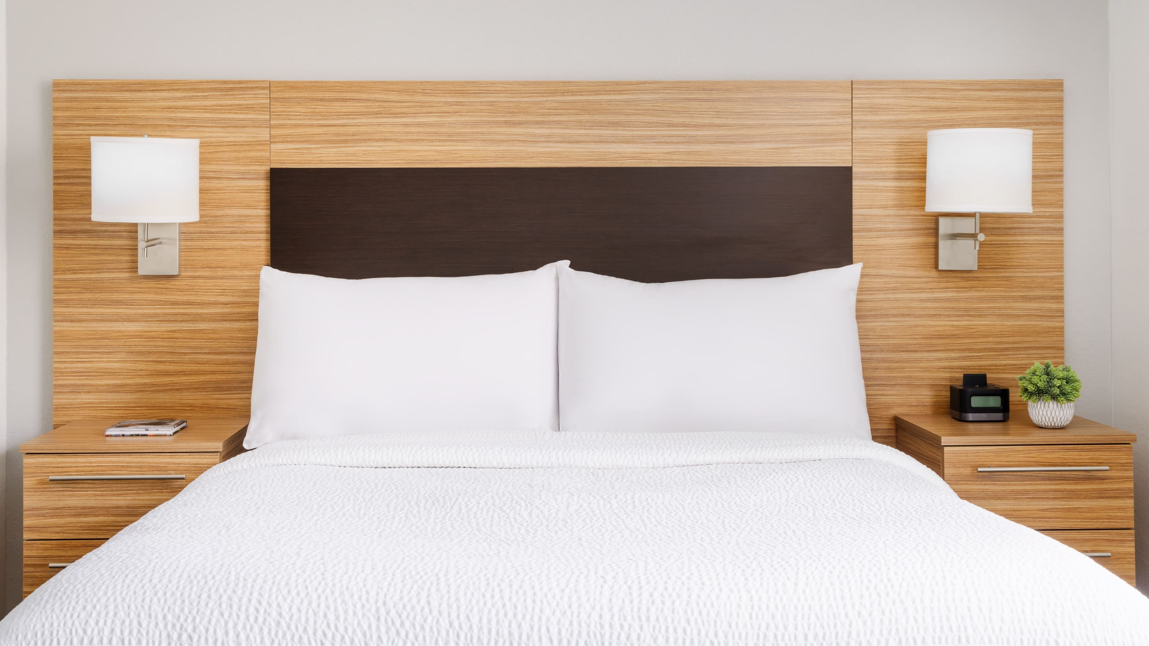 1 Bedroom Suite - Image 5