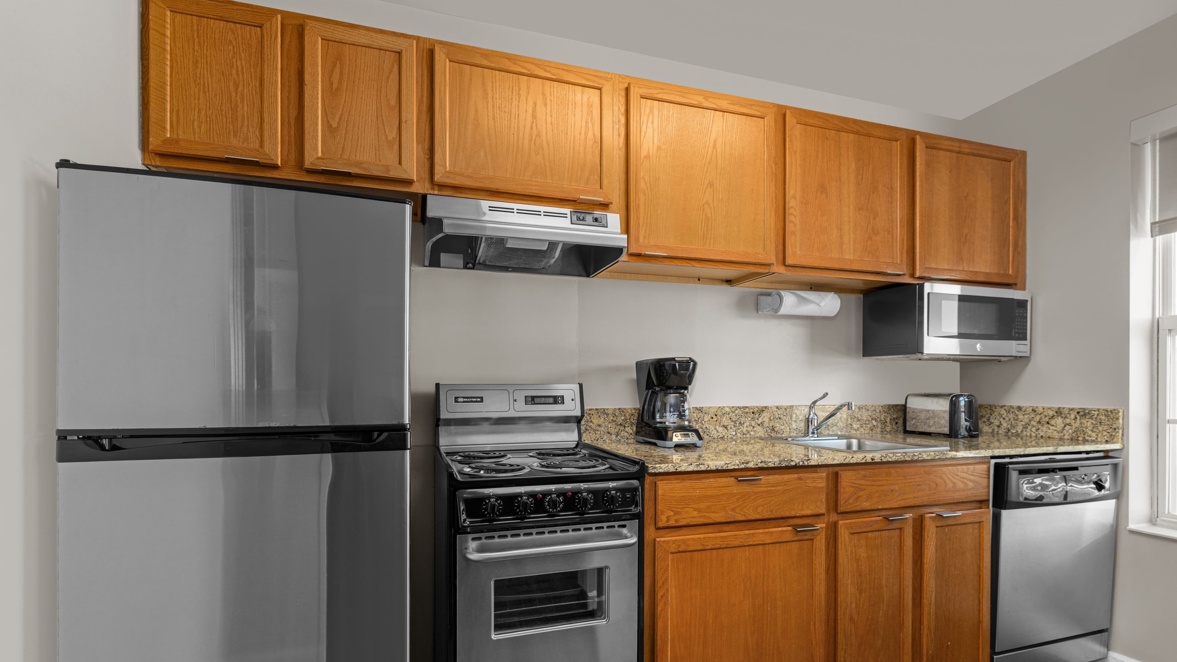 TownePlace Suites Milwaukee Brookfield — 17