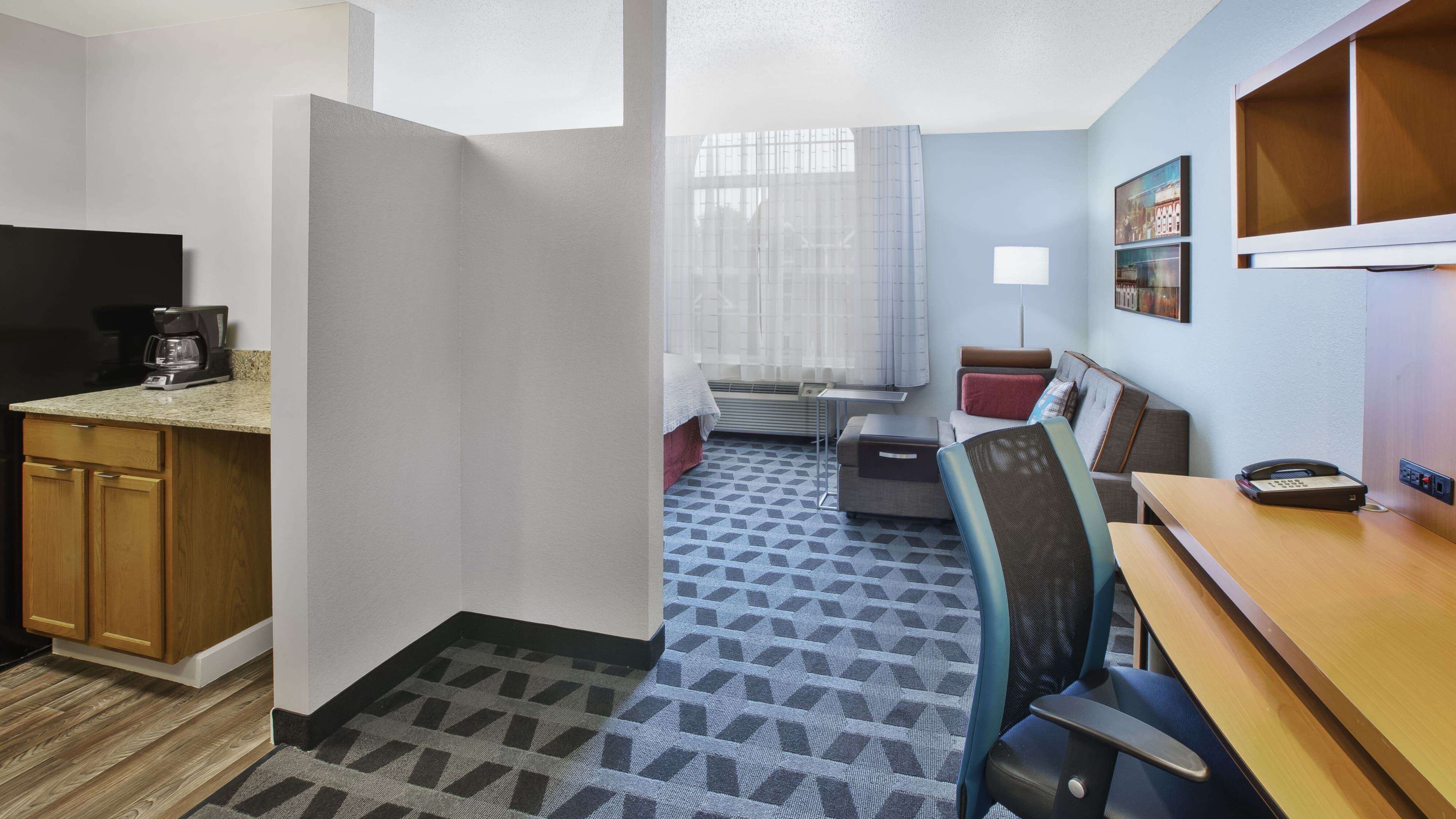 TownePlace Suites Milwaukee Brookfield - Image 3