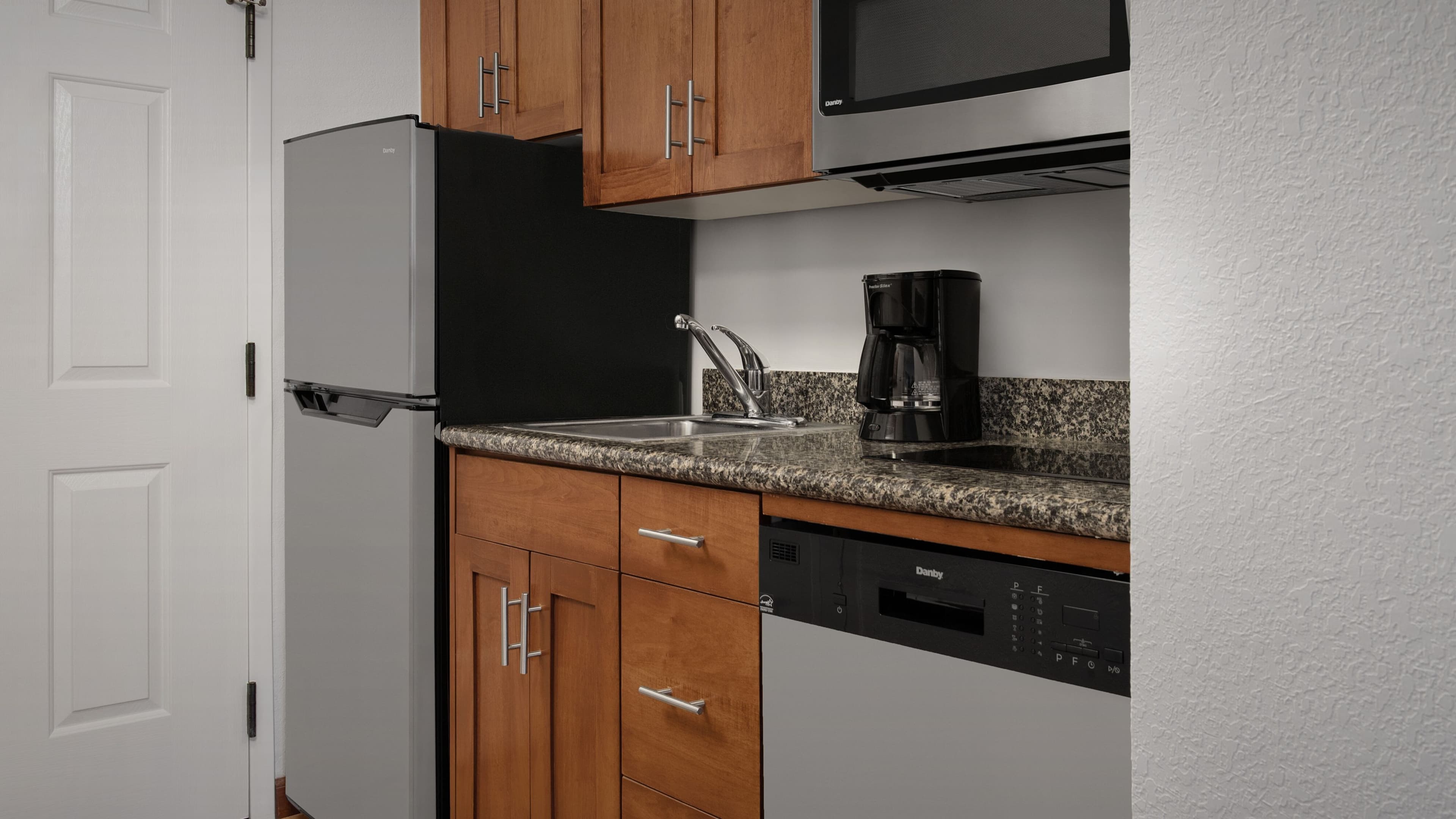 TownePlace Suites Suffolk Chesapeake - Image 4