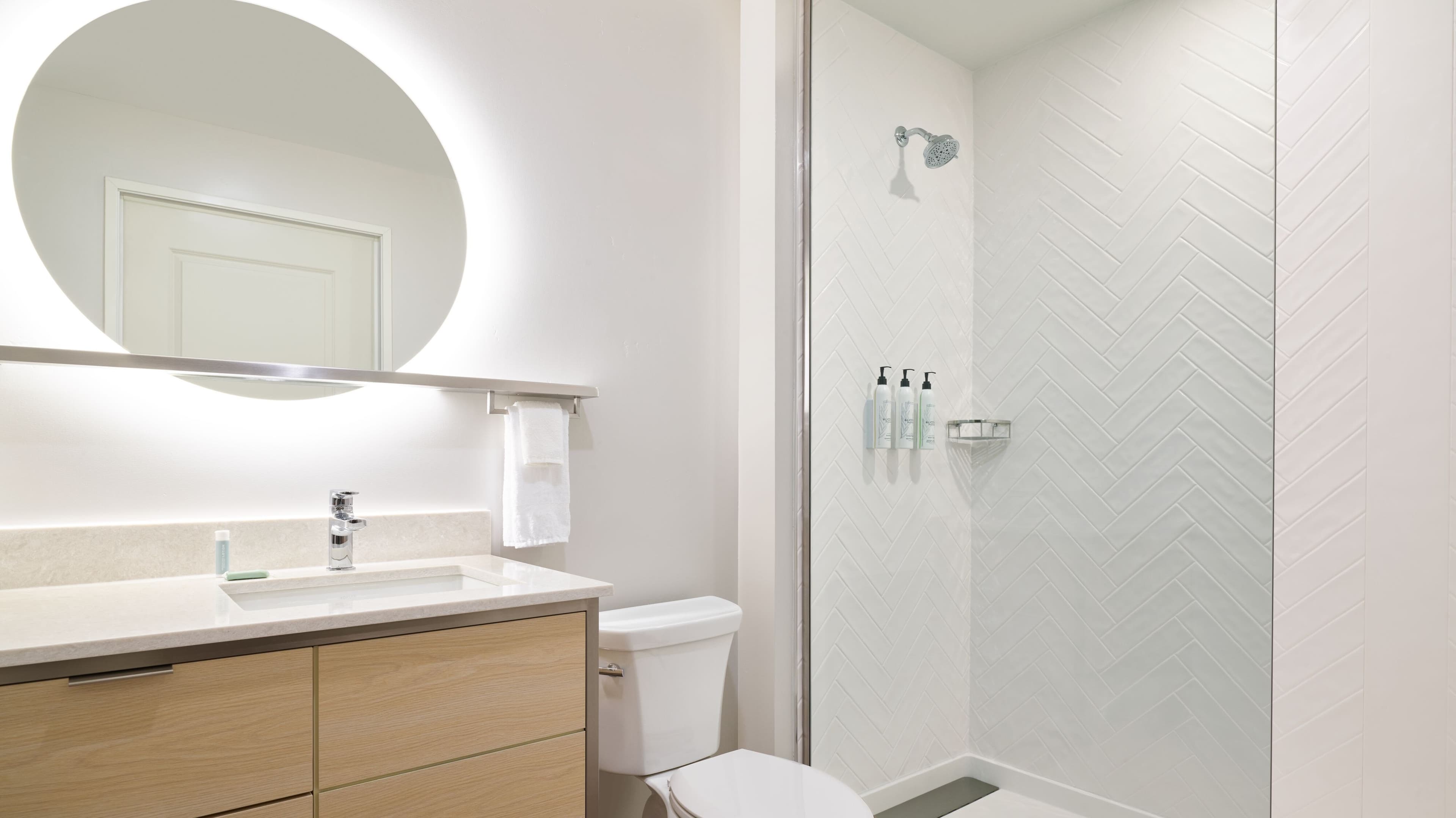 Holiday Inn Express Peoria North - Glendale — 14