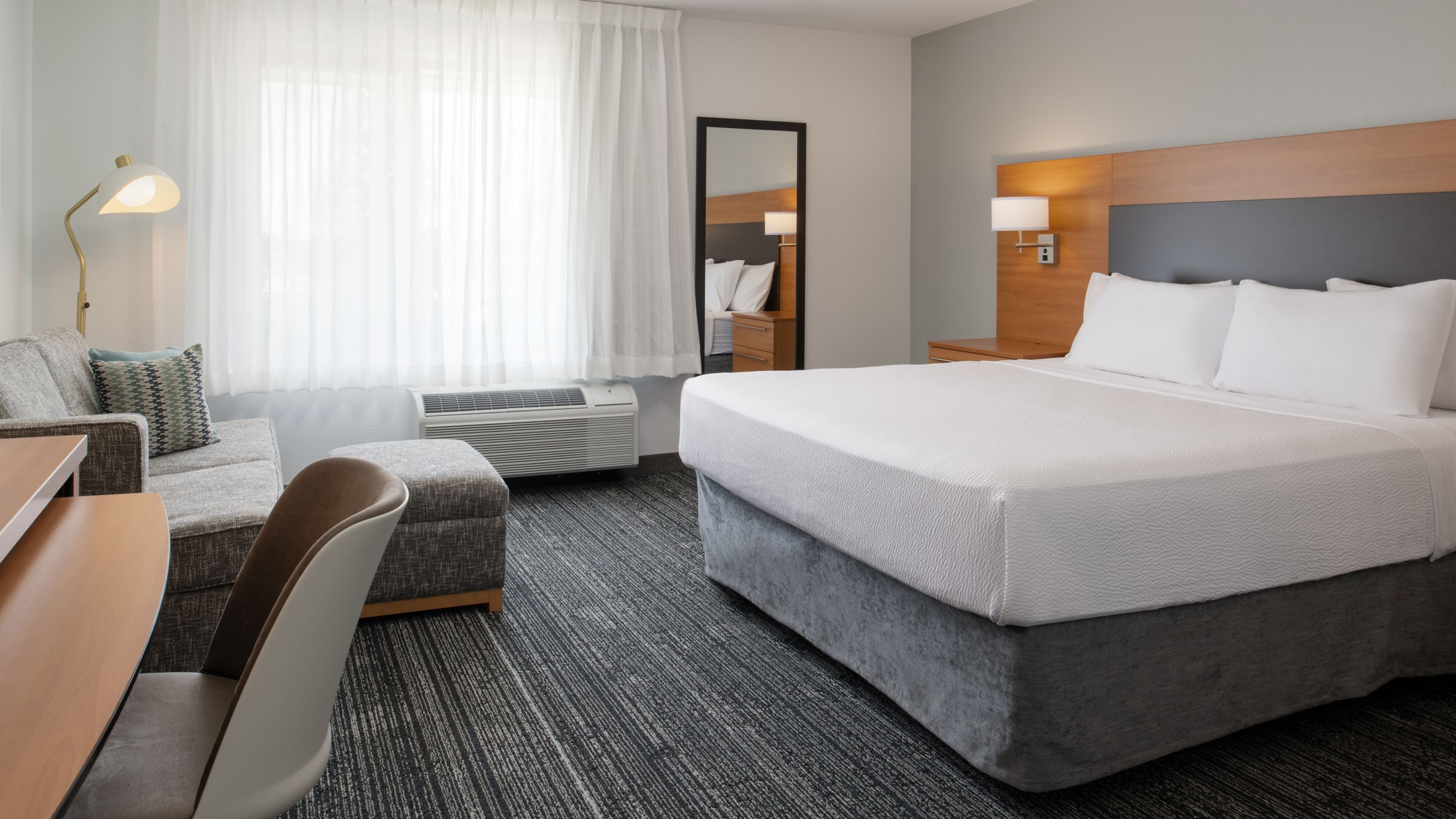 TownePlace Suites Redding - Image 2