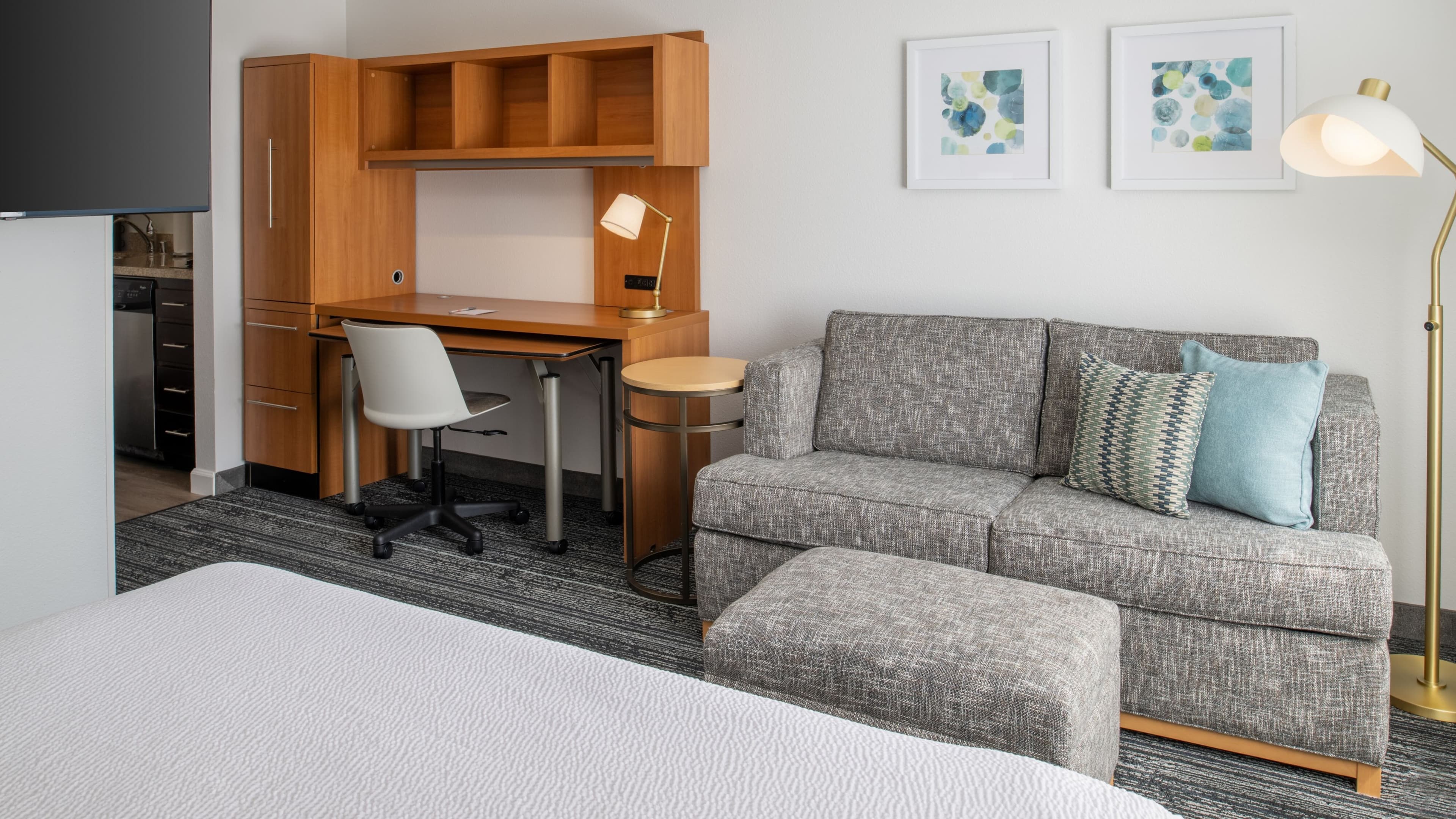 TownePlace Suites Redding — 19