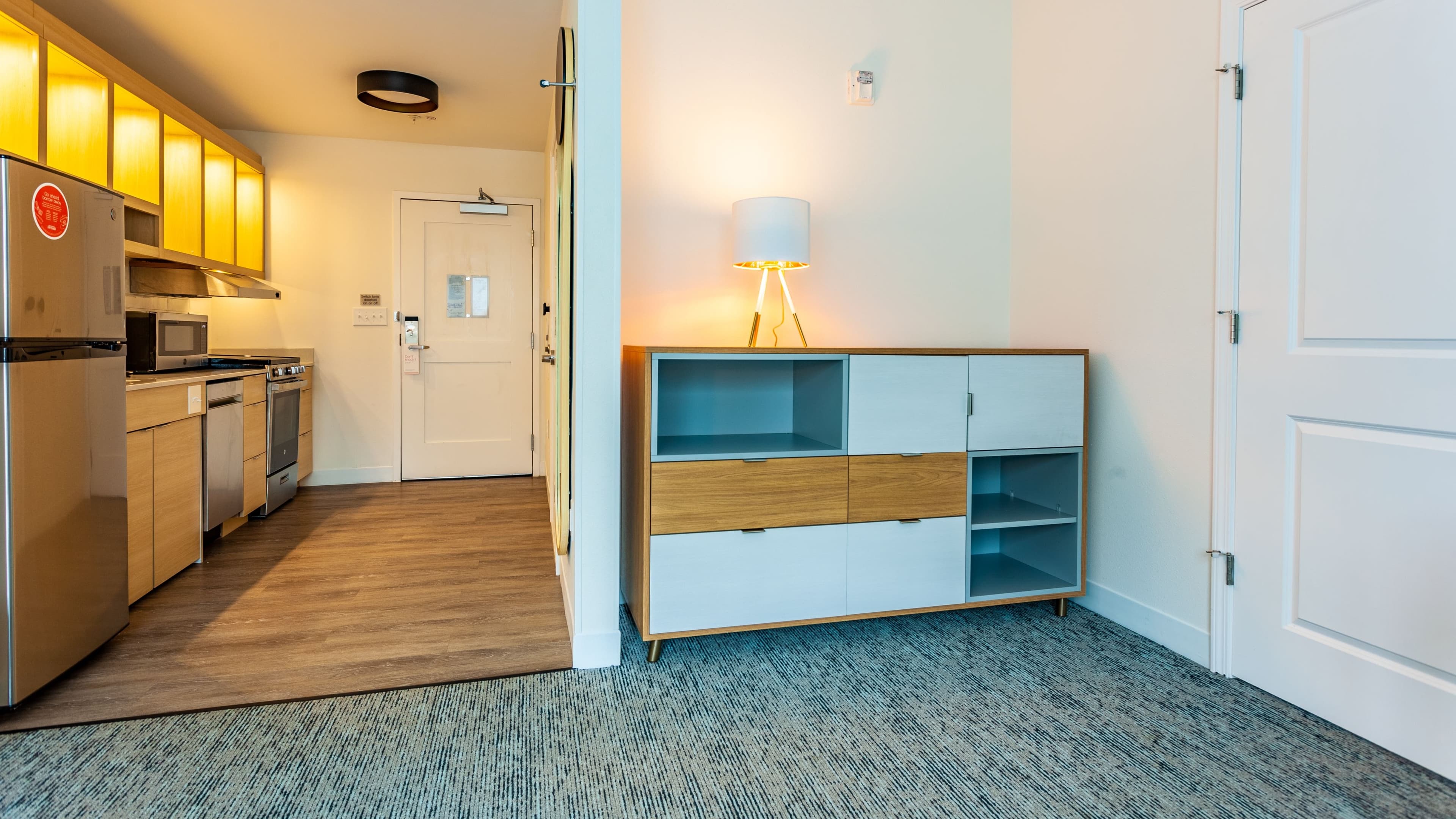 1 Bedroom Suite - Image 6