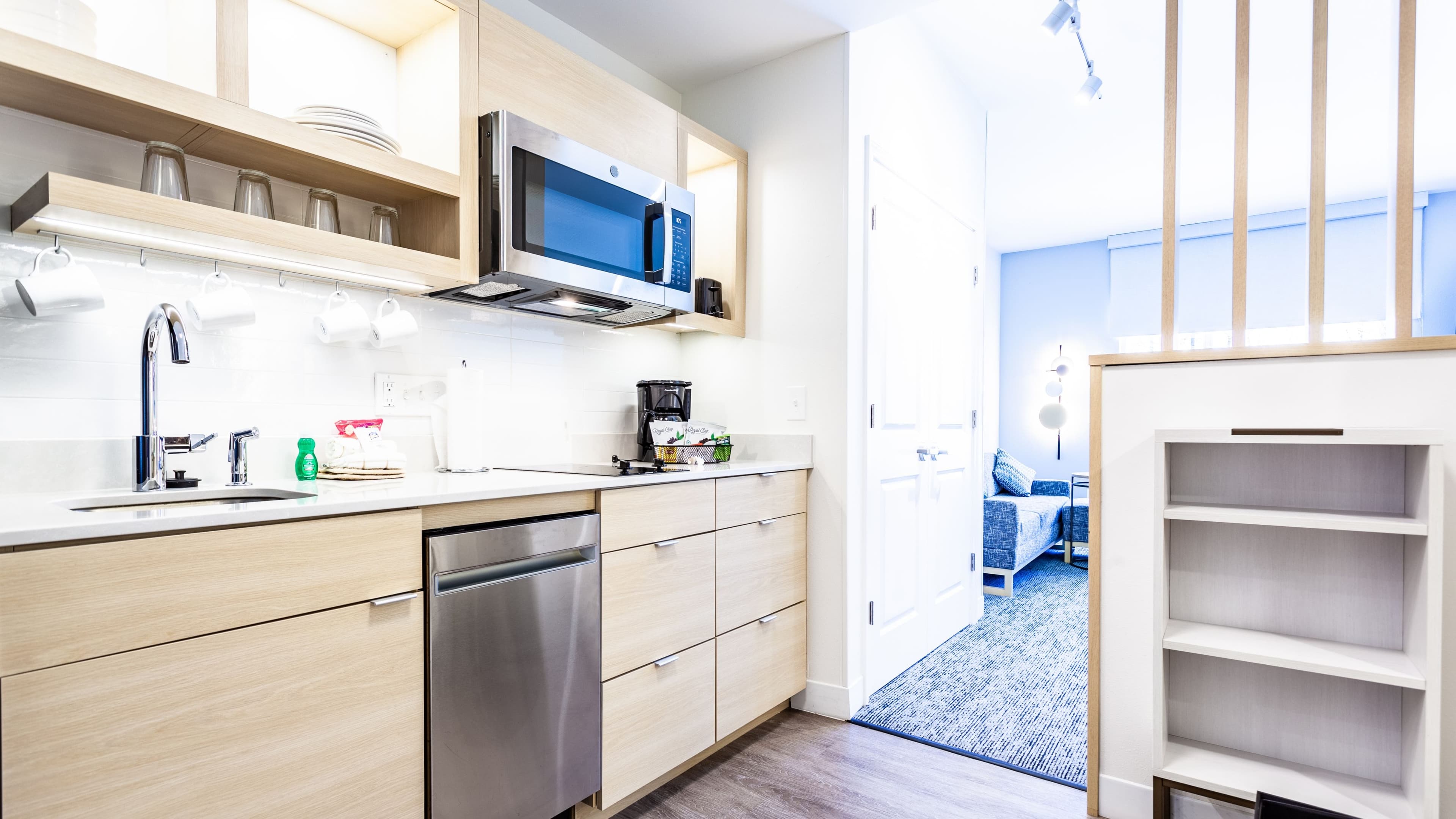 1 Bedroom Suite - Image 7