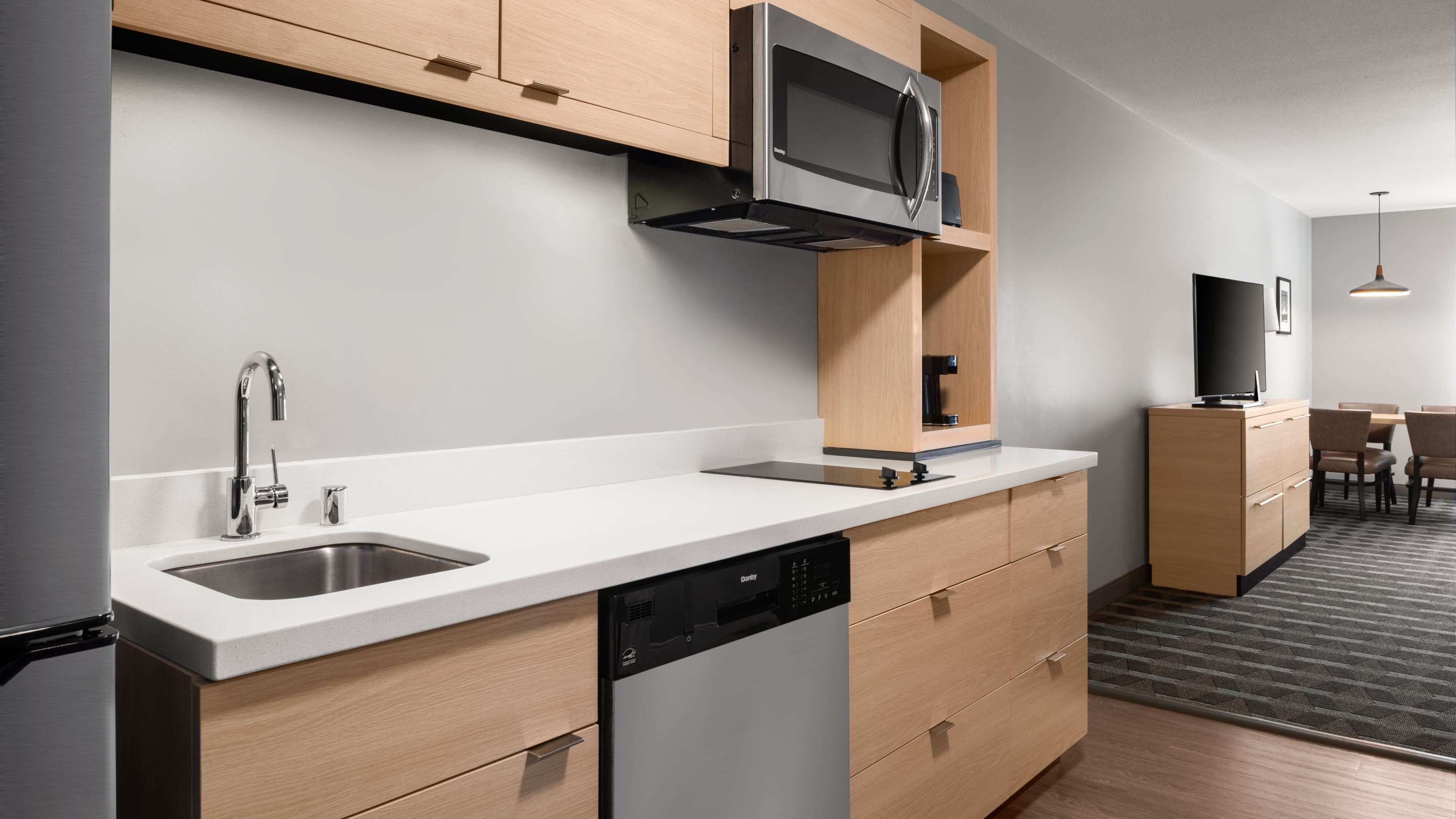 Double Queen Studio Suite - Image 3