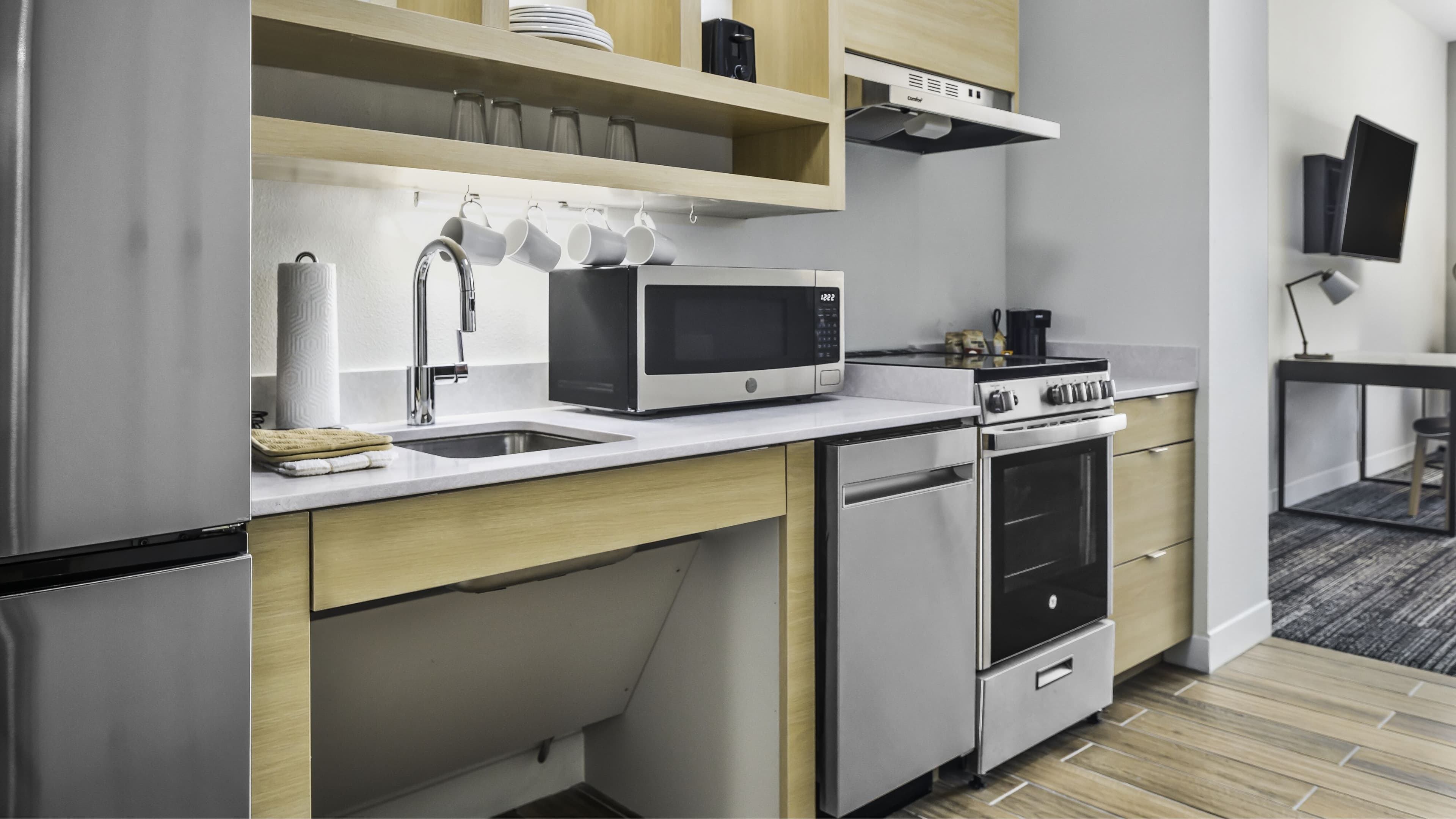 Studio - Image 6