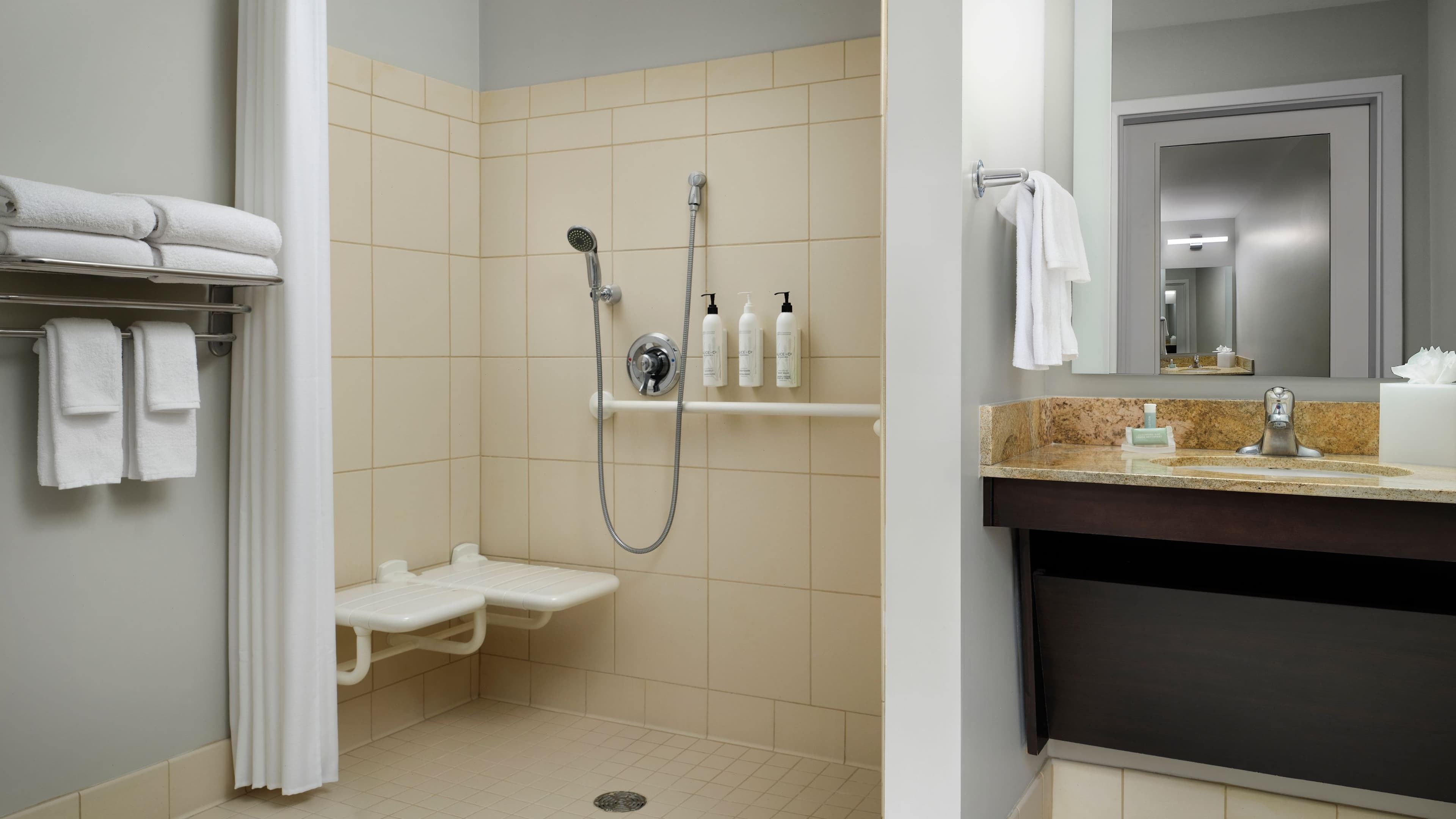 Newly Renovated! - Image 8