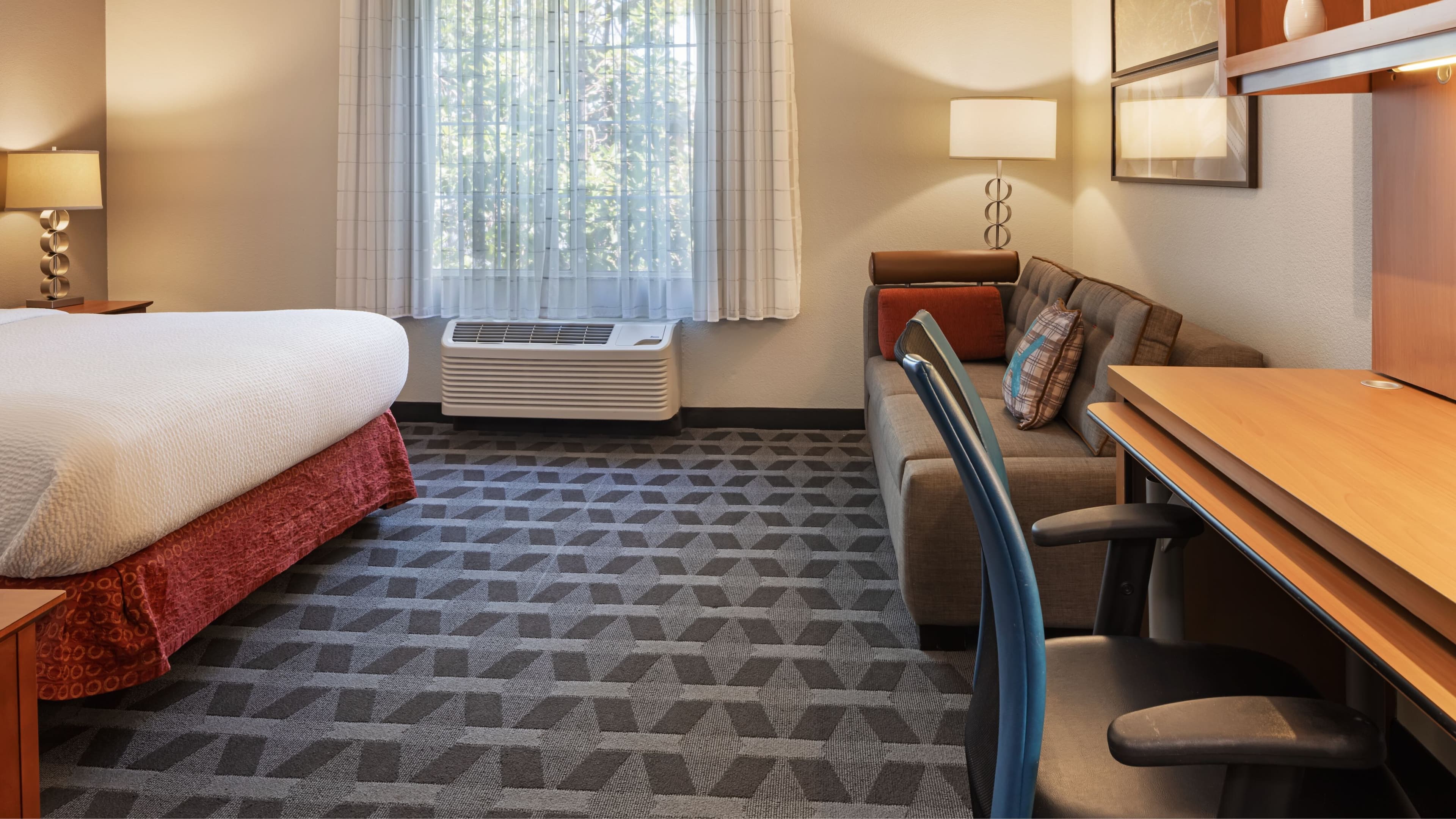 TownePlace Suites Sunnyvale Silicon Valley - Image 2