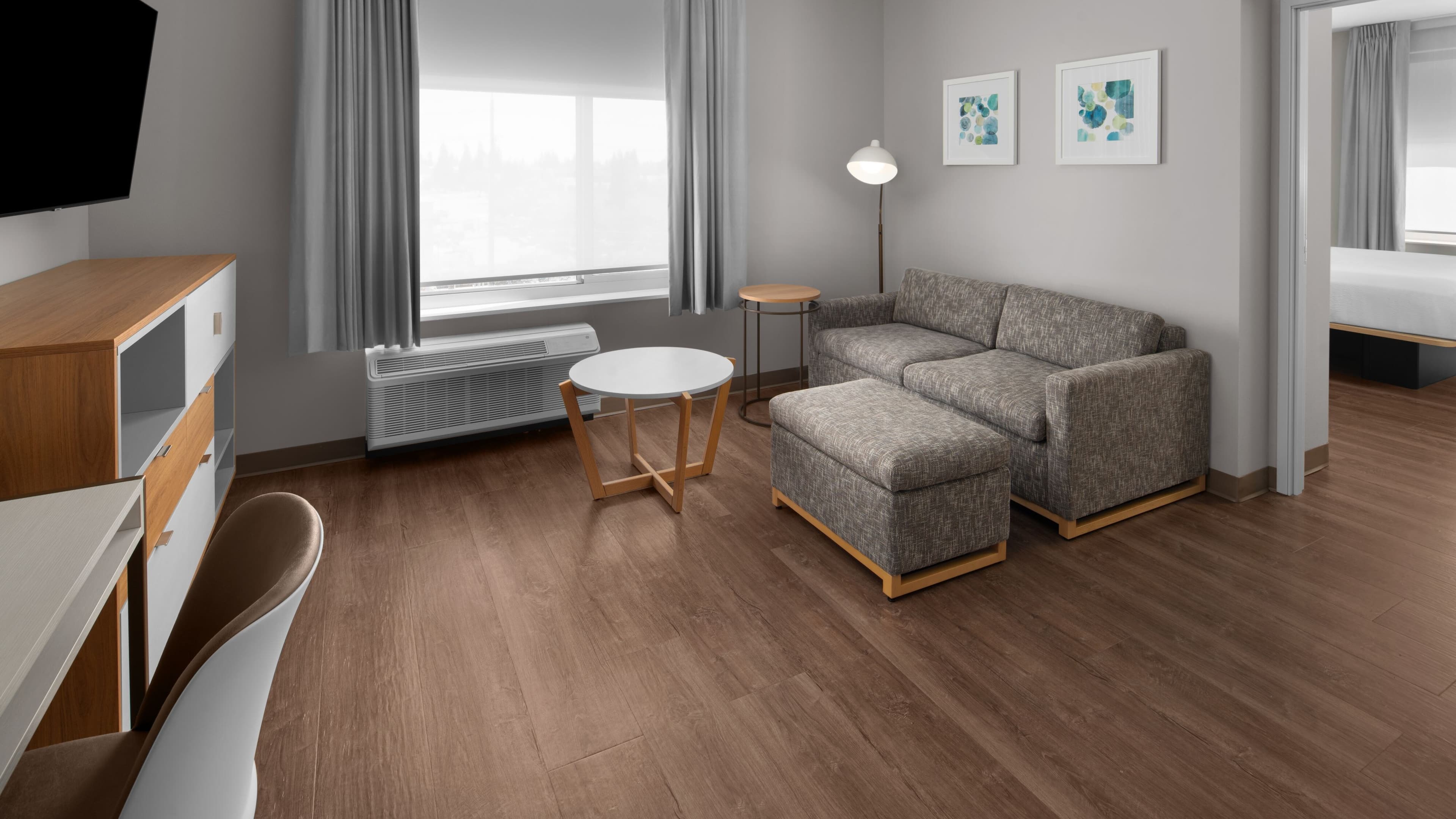 TownePlace Suites Sacramento Rancho Cordova - Image 2