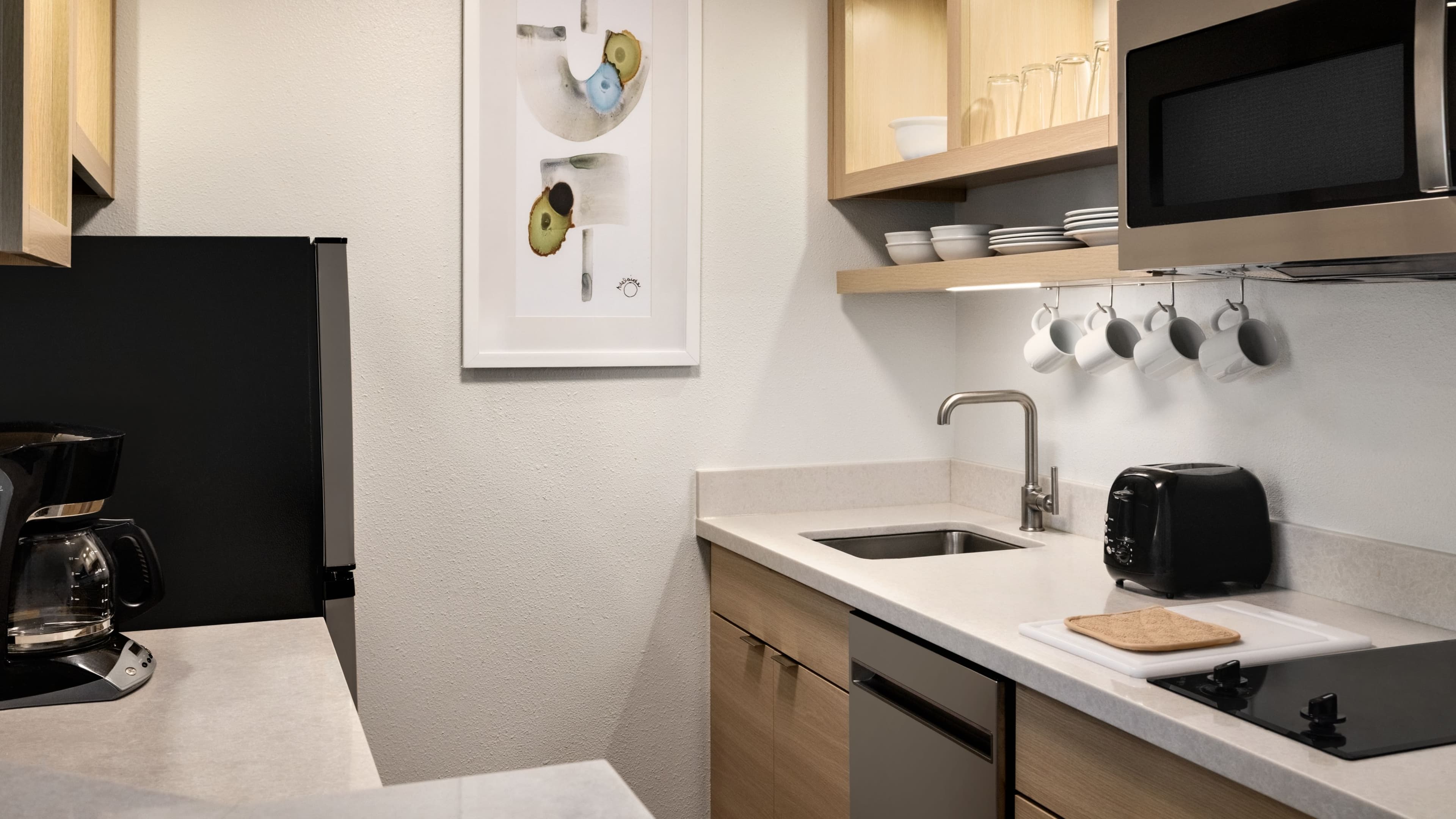 1 Bedroom Suite - Image 7