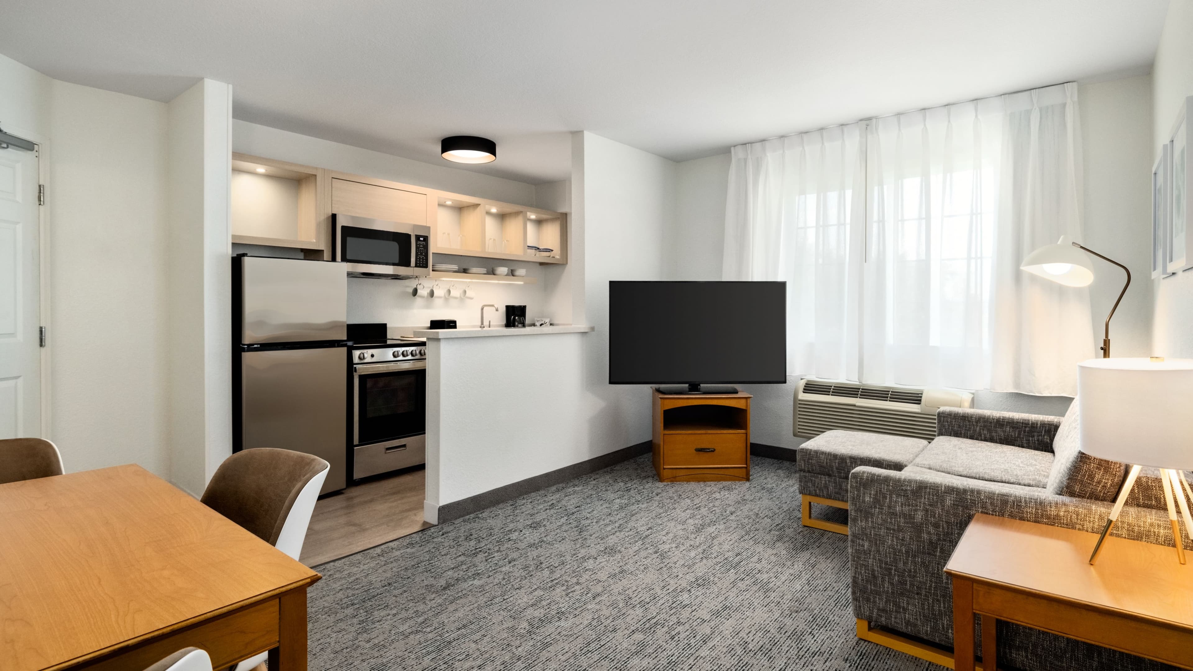 TownePlace Suites Anaheim Maingate Near Angel Stadium - Image 2