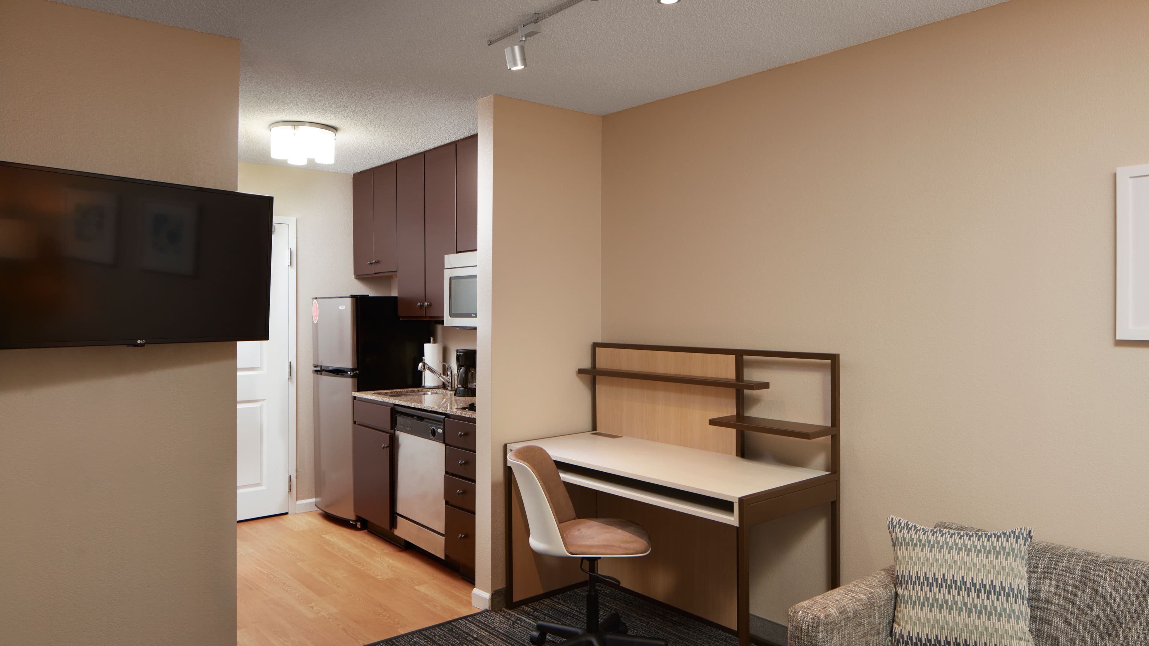 TownePlace Suites Winchester — 9