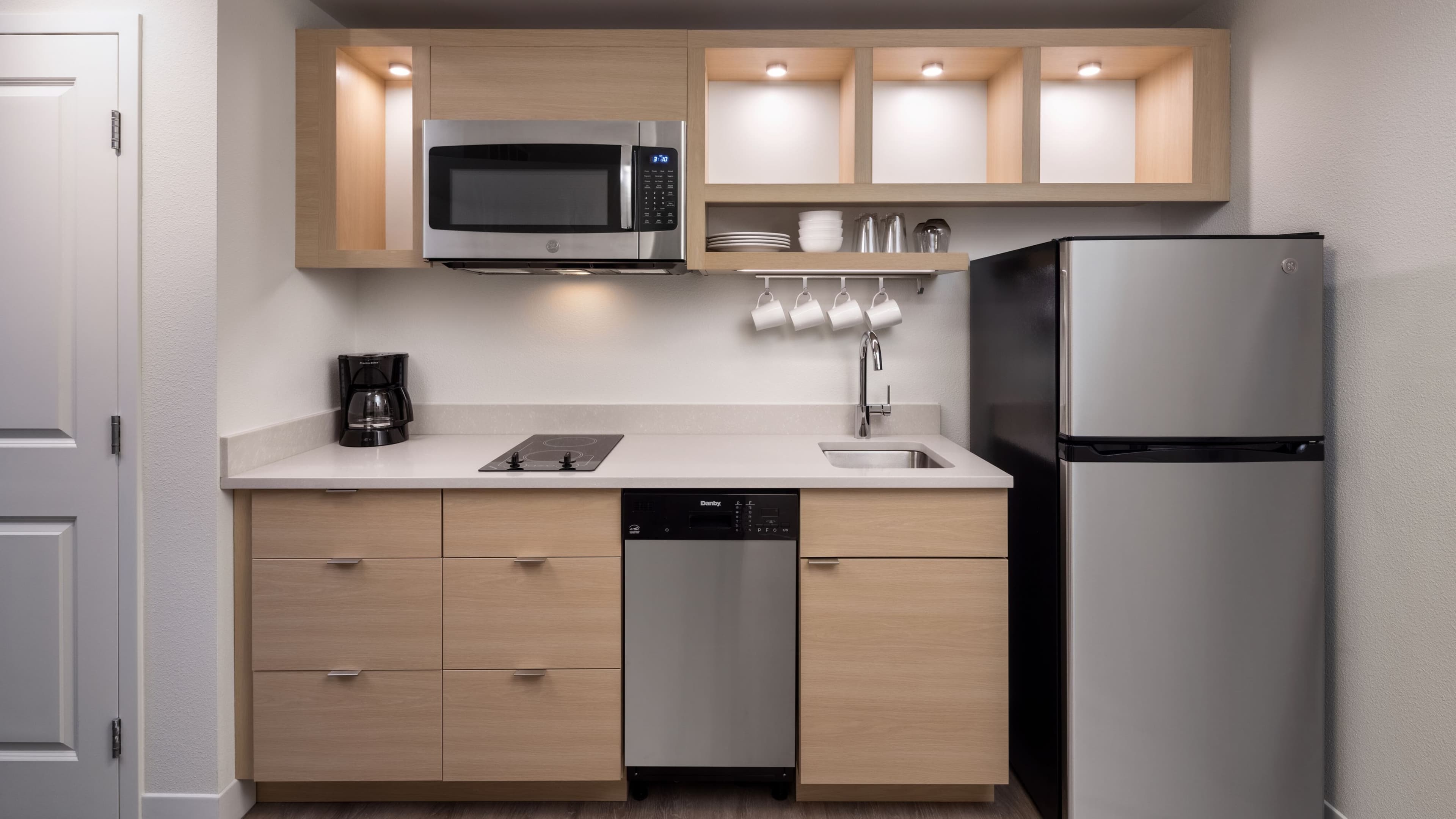 TownePlace Suites West Kelowna - Image 3