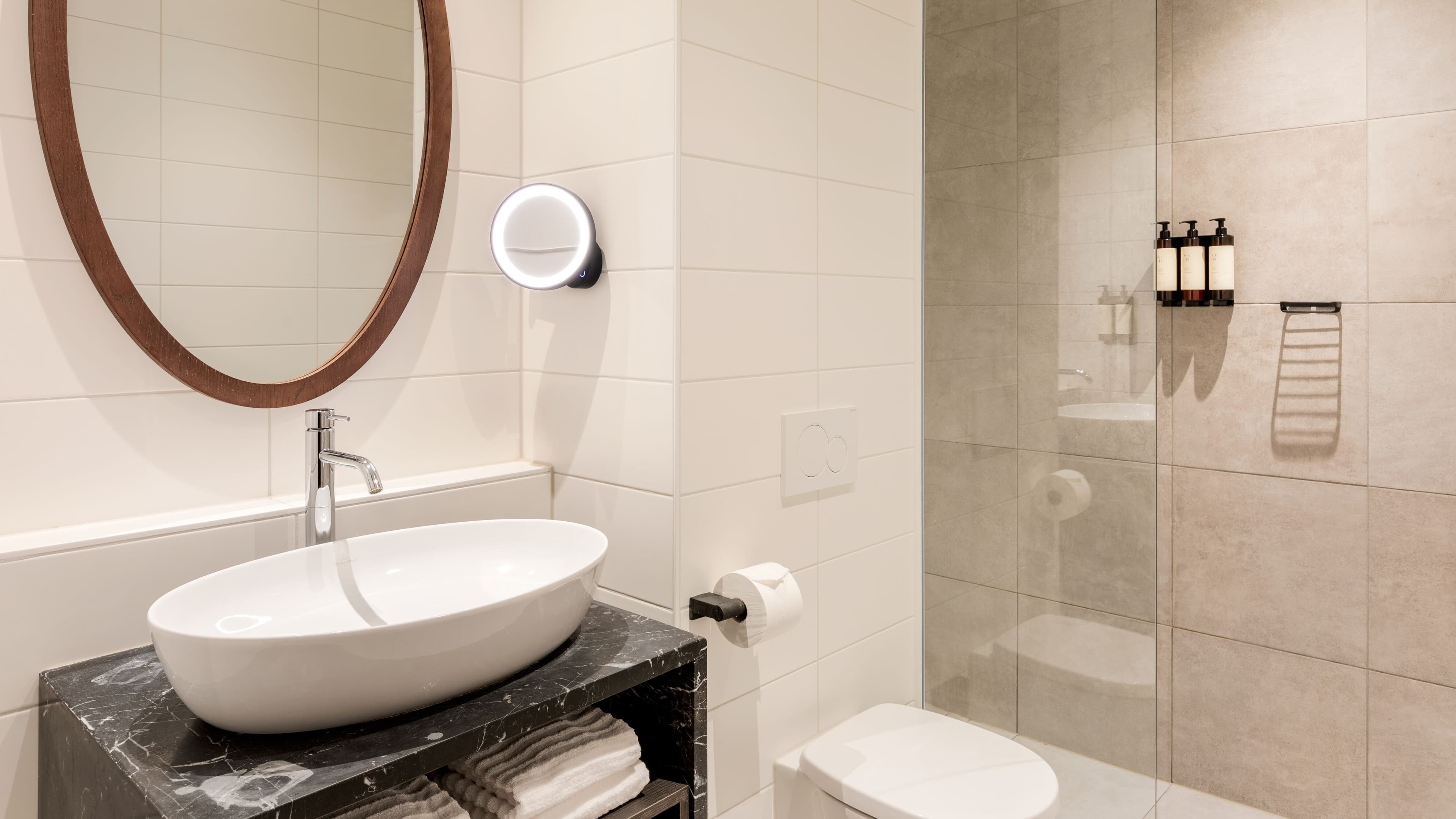 Corendon Amsterdam Schiphol Airport, a Tribute Portfolio Hotel - Image 5