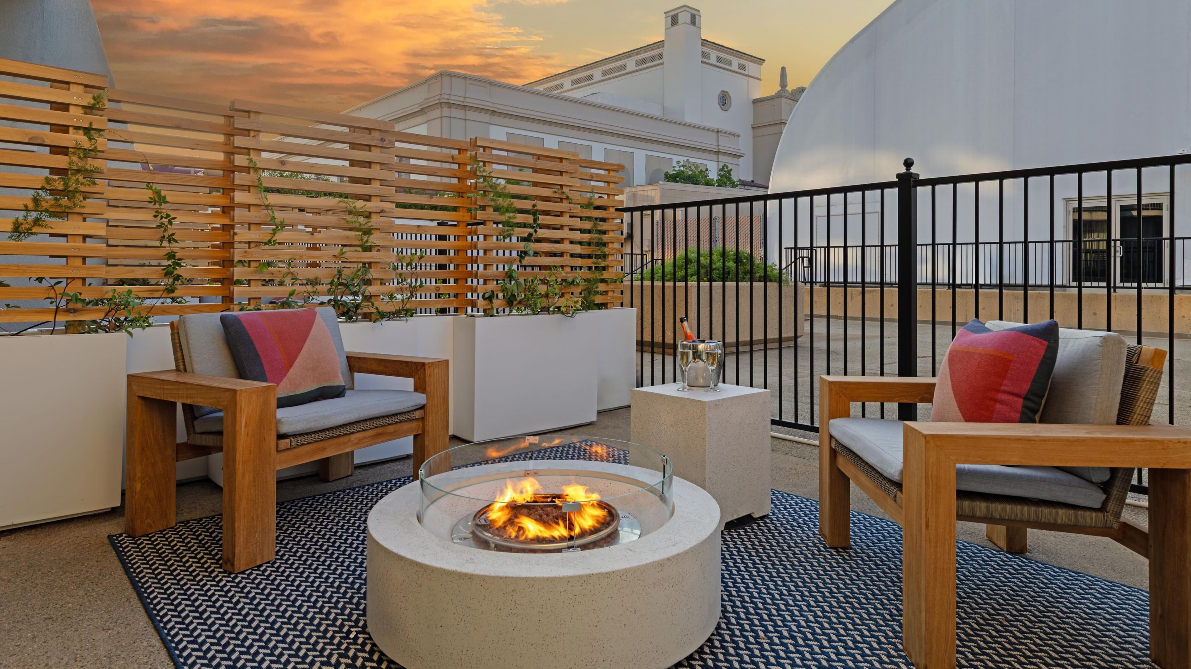 Hotel Dena, Pasadena Los Angeles, a Tribute Portfolio Hotel — 13