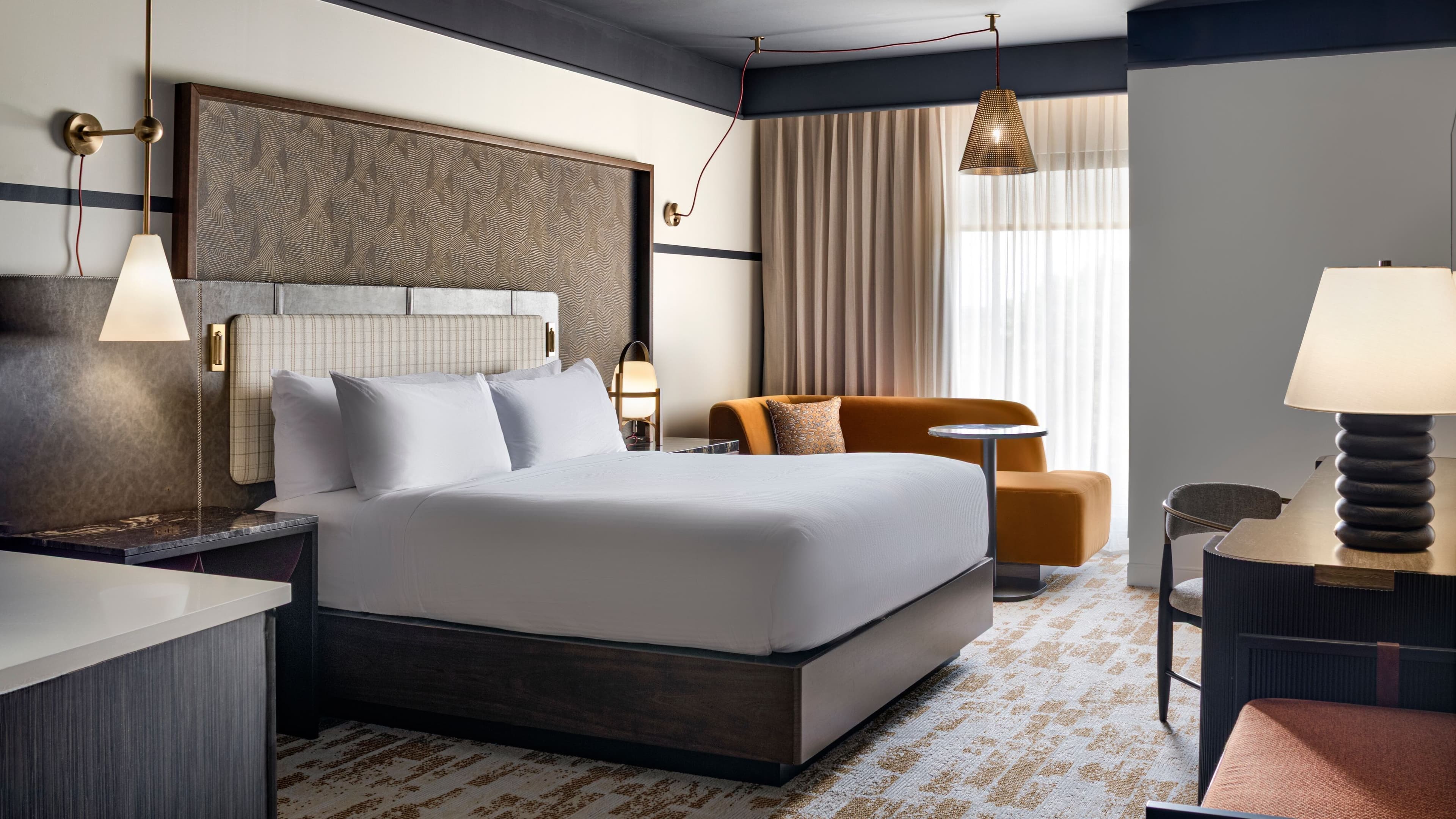 The Southlake Hotel - Image 2