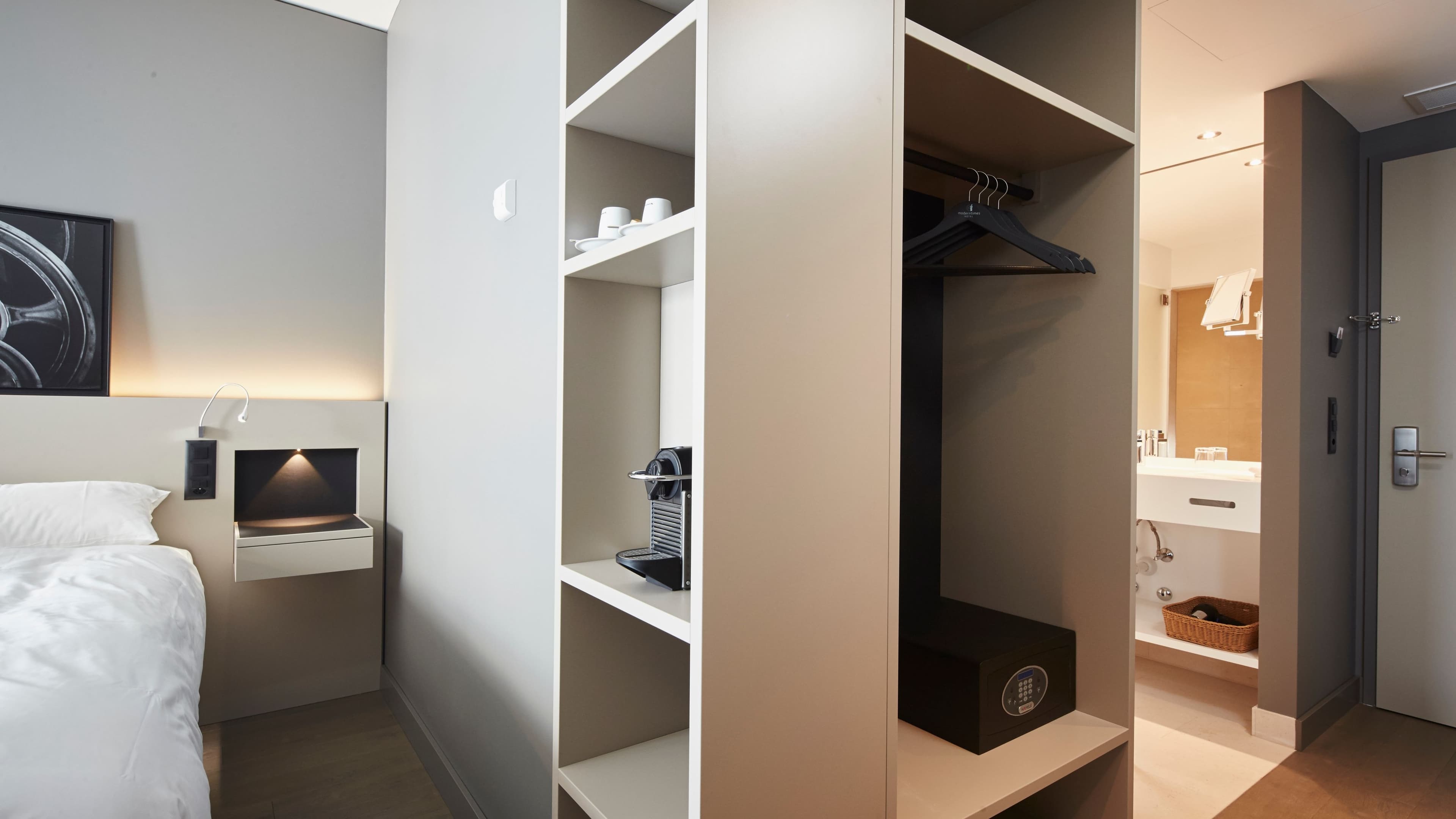 Modern Times Hotel, Vevey, a Tribute Portfolio Hotel — 9