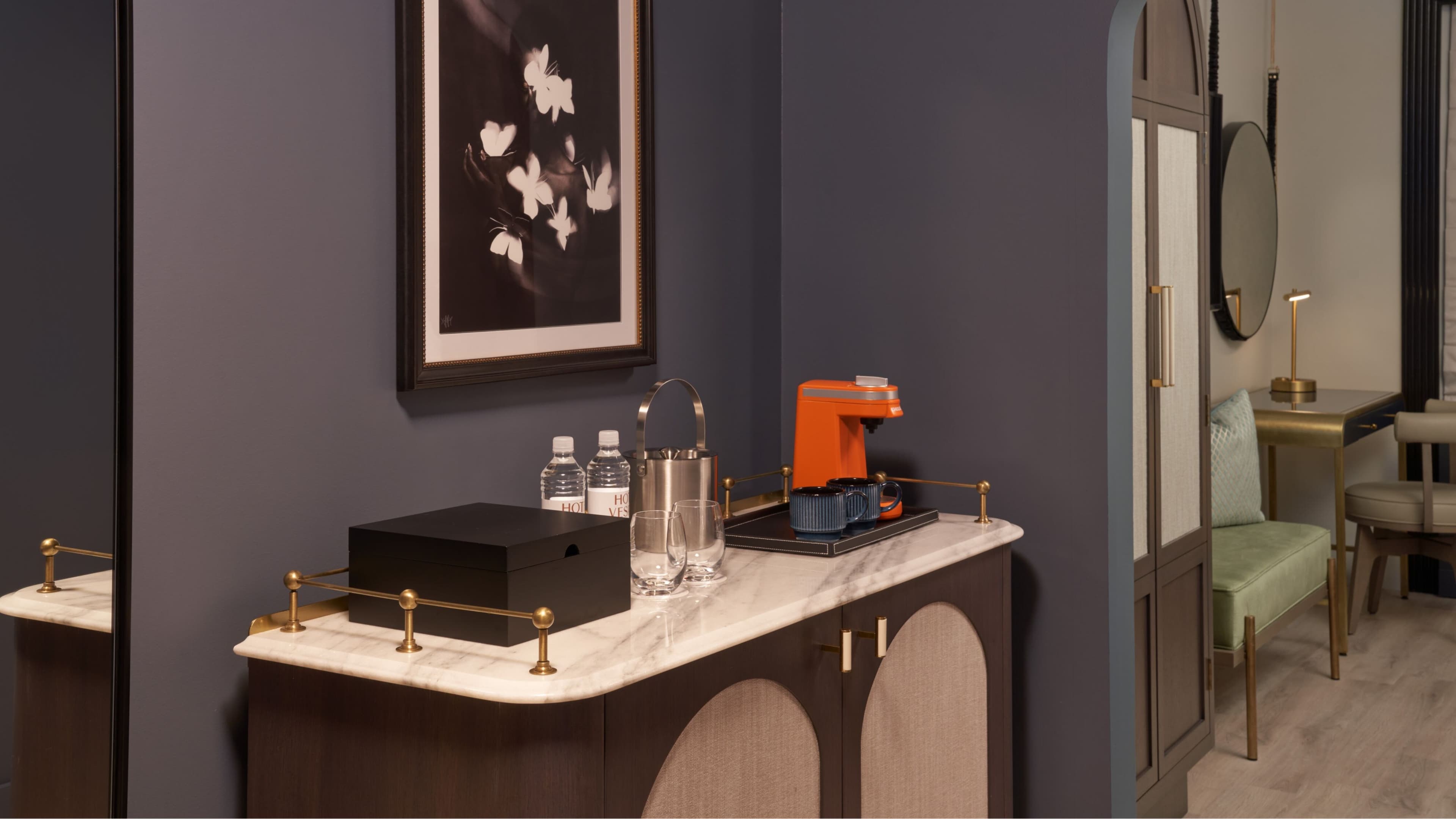 Standard - Image 4