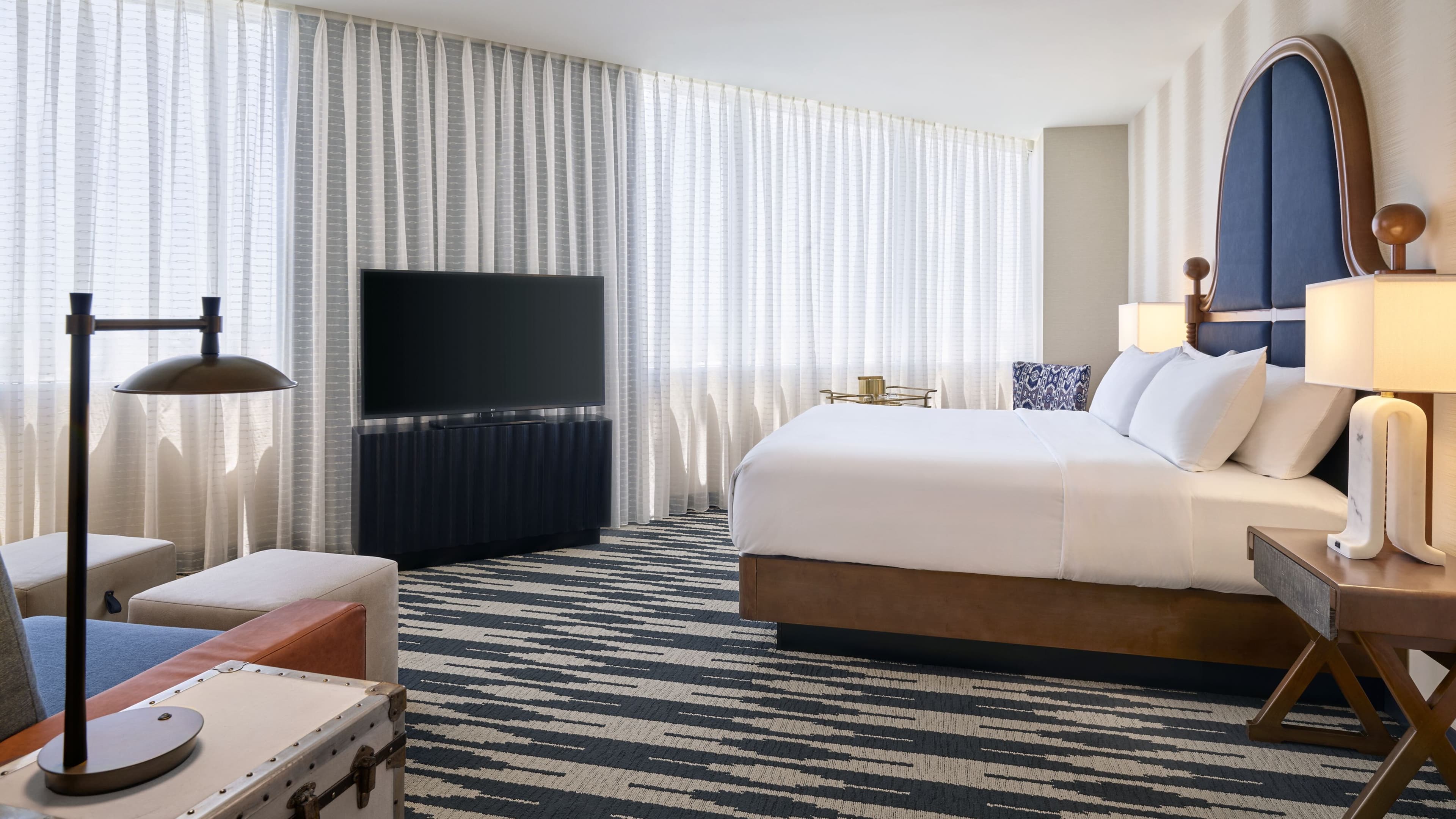 Junior Suite - Image 1