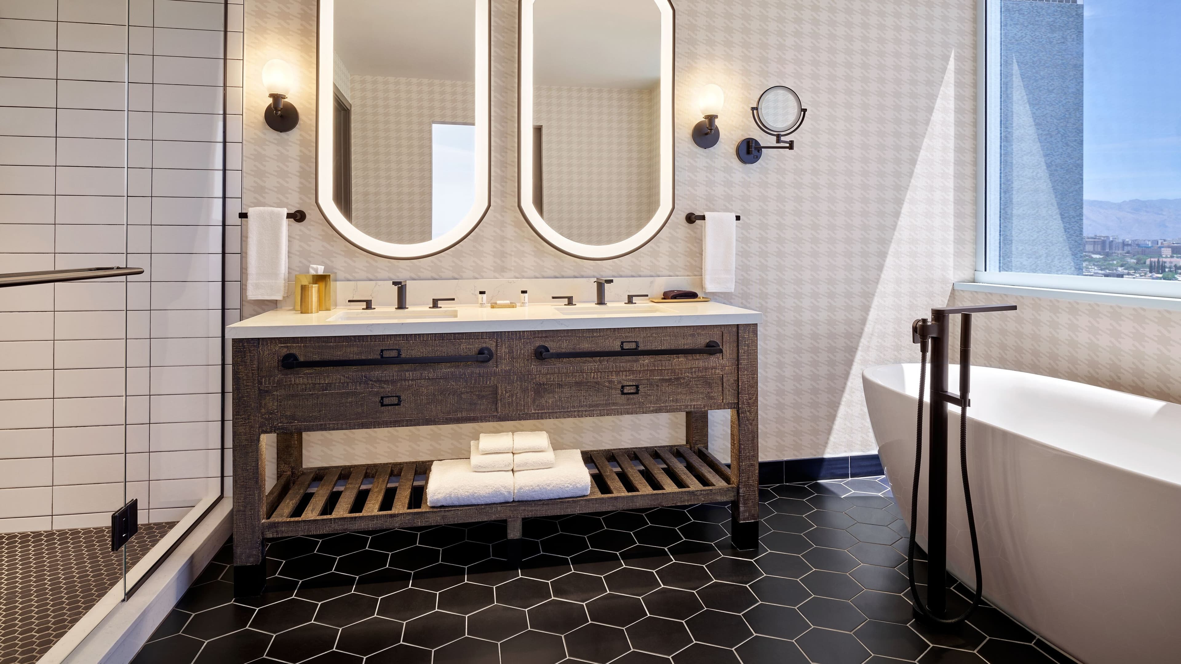 Junior Suite - Image 5