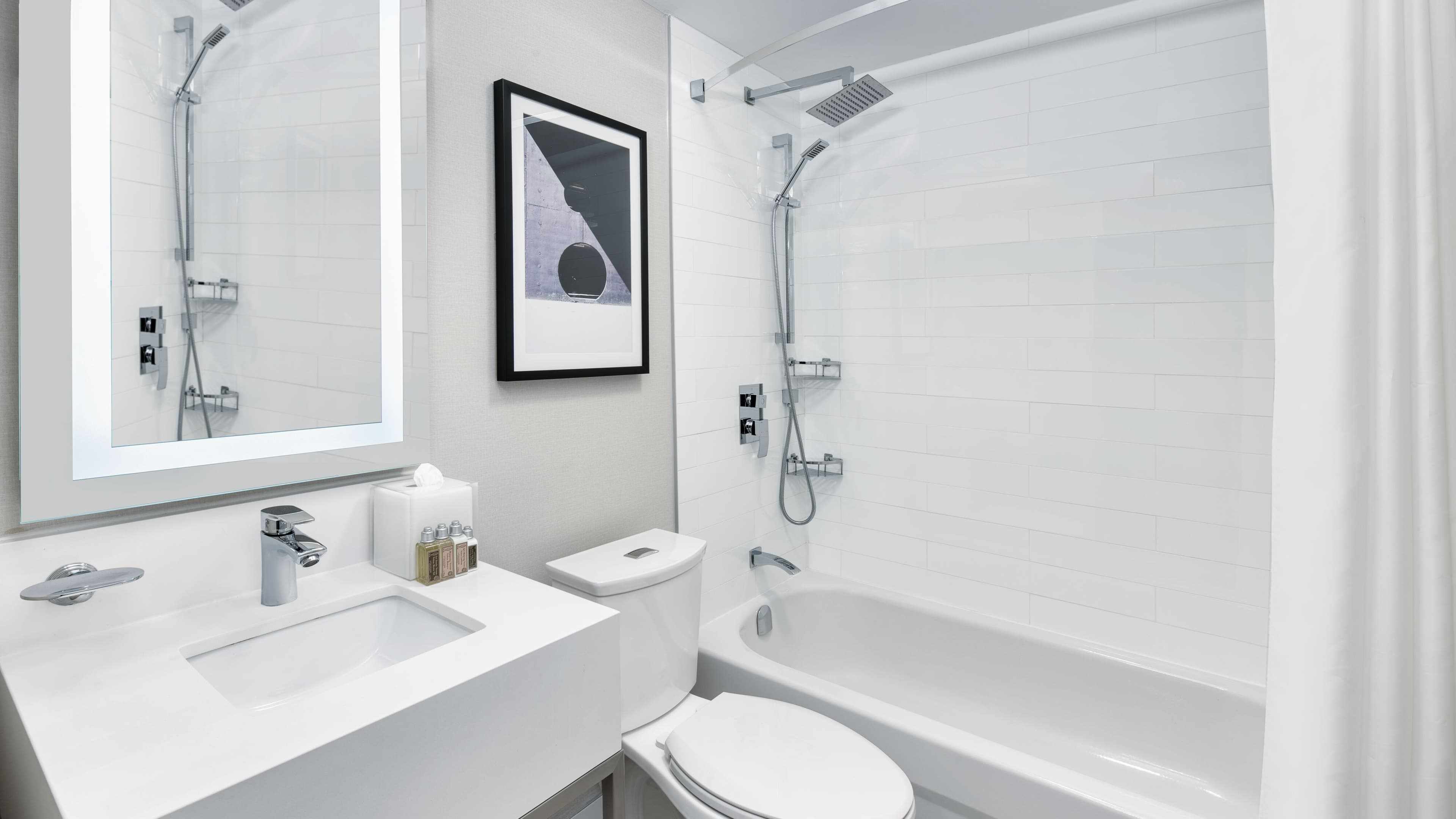 The Insignia Hotel, Sarnia, a Tribute Portfolio Hotel — 13