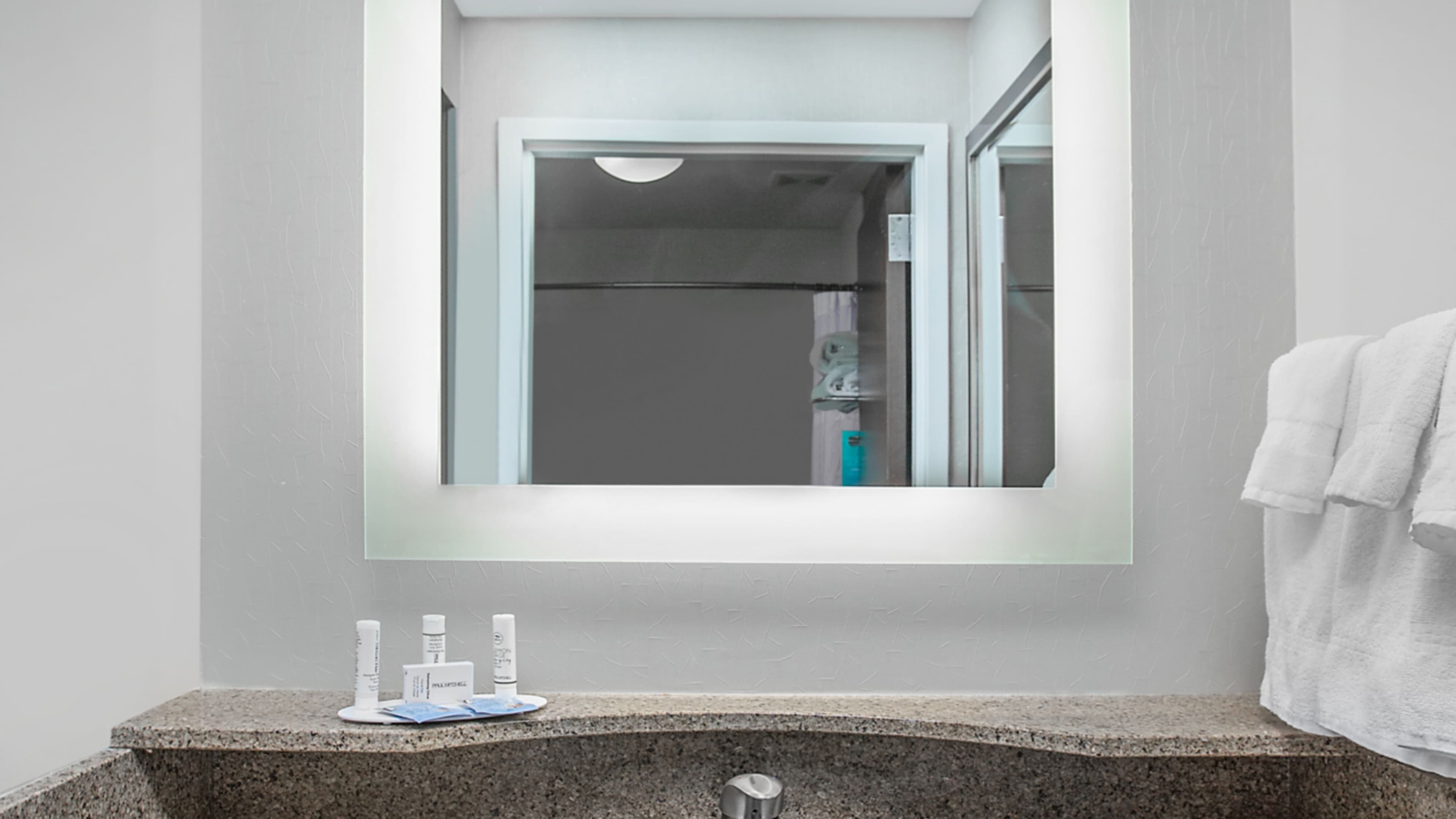 Studio - Image 6