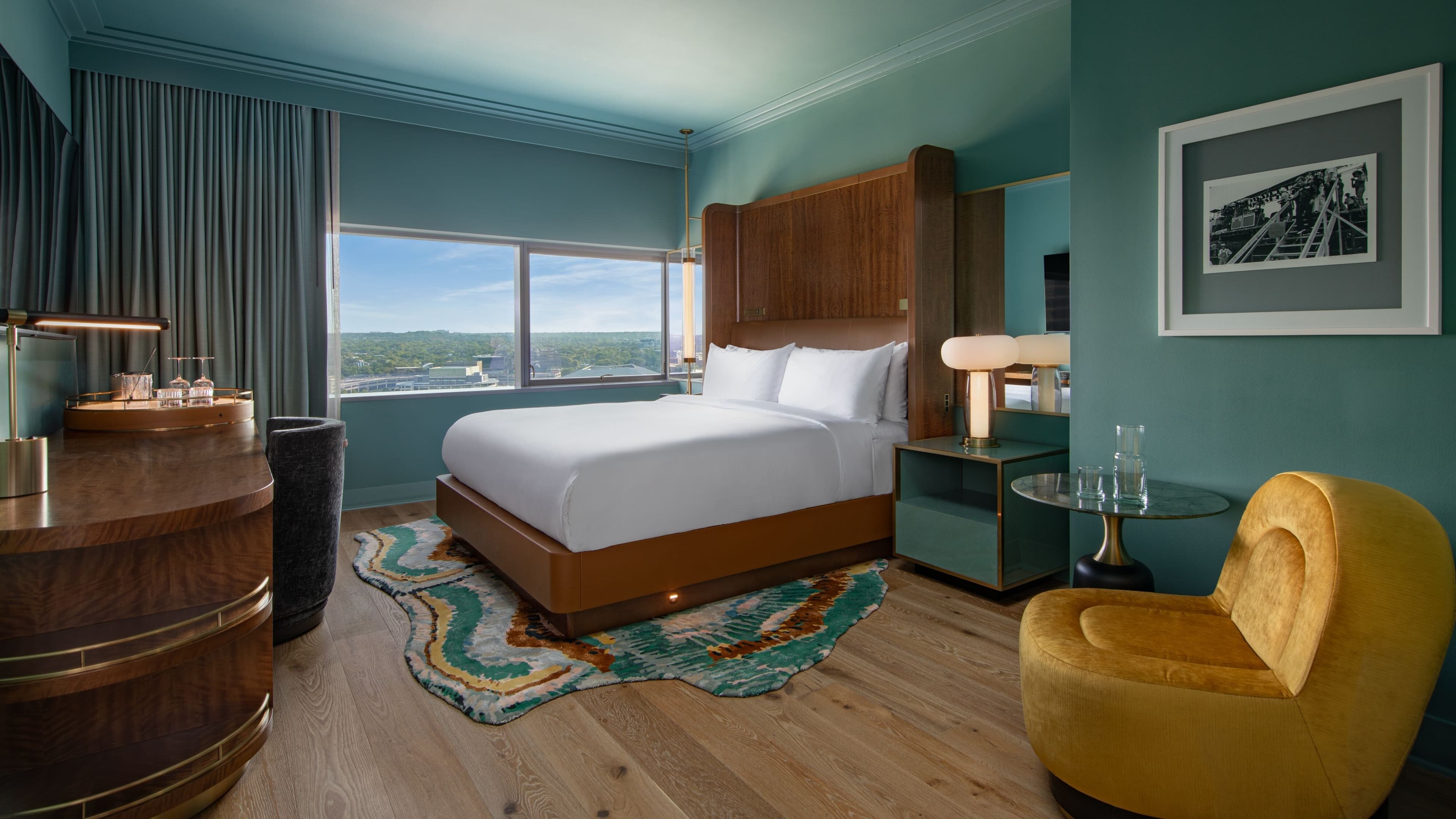 W Austin — 102