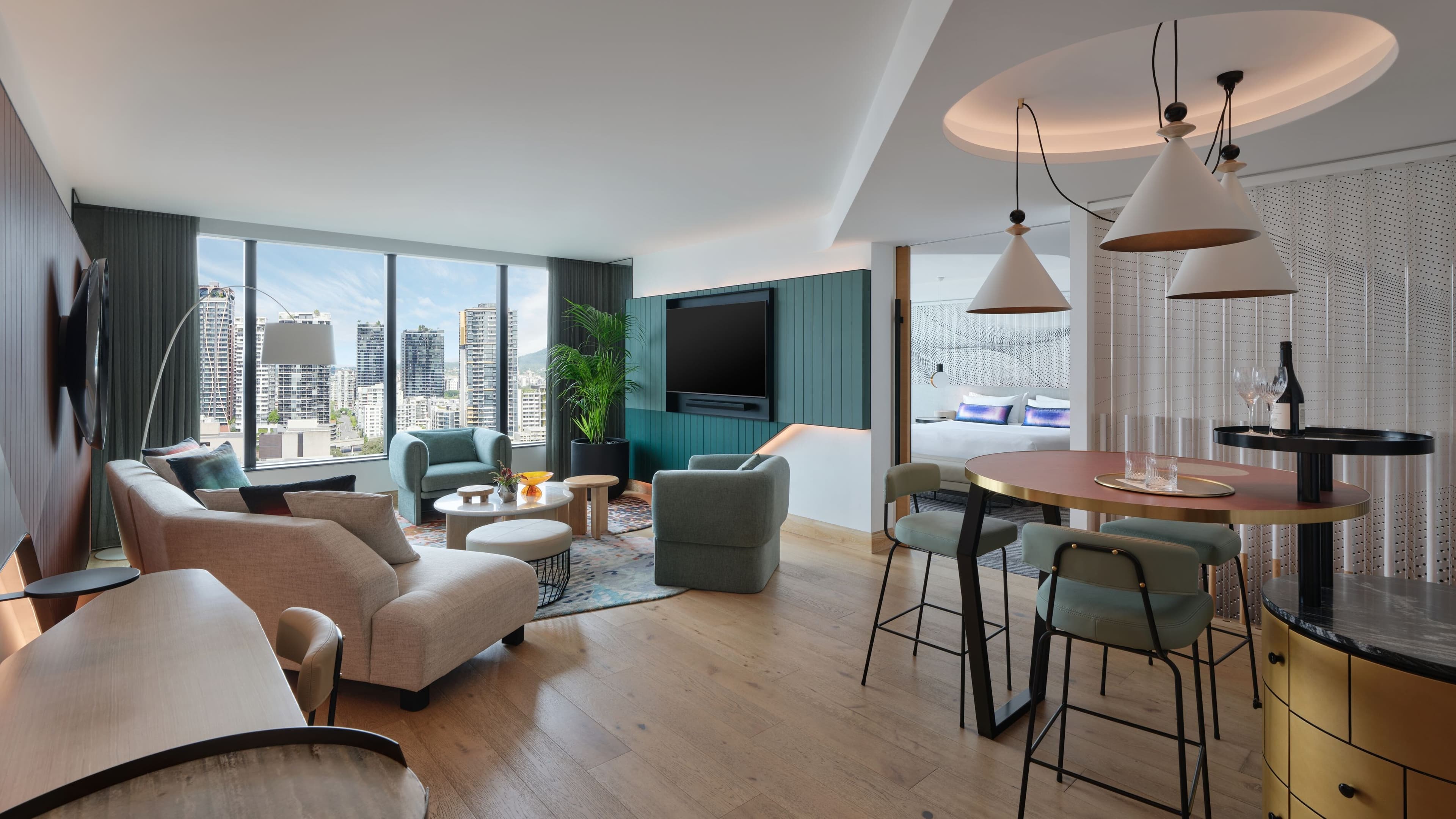 W Brisbane — 6