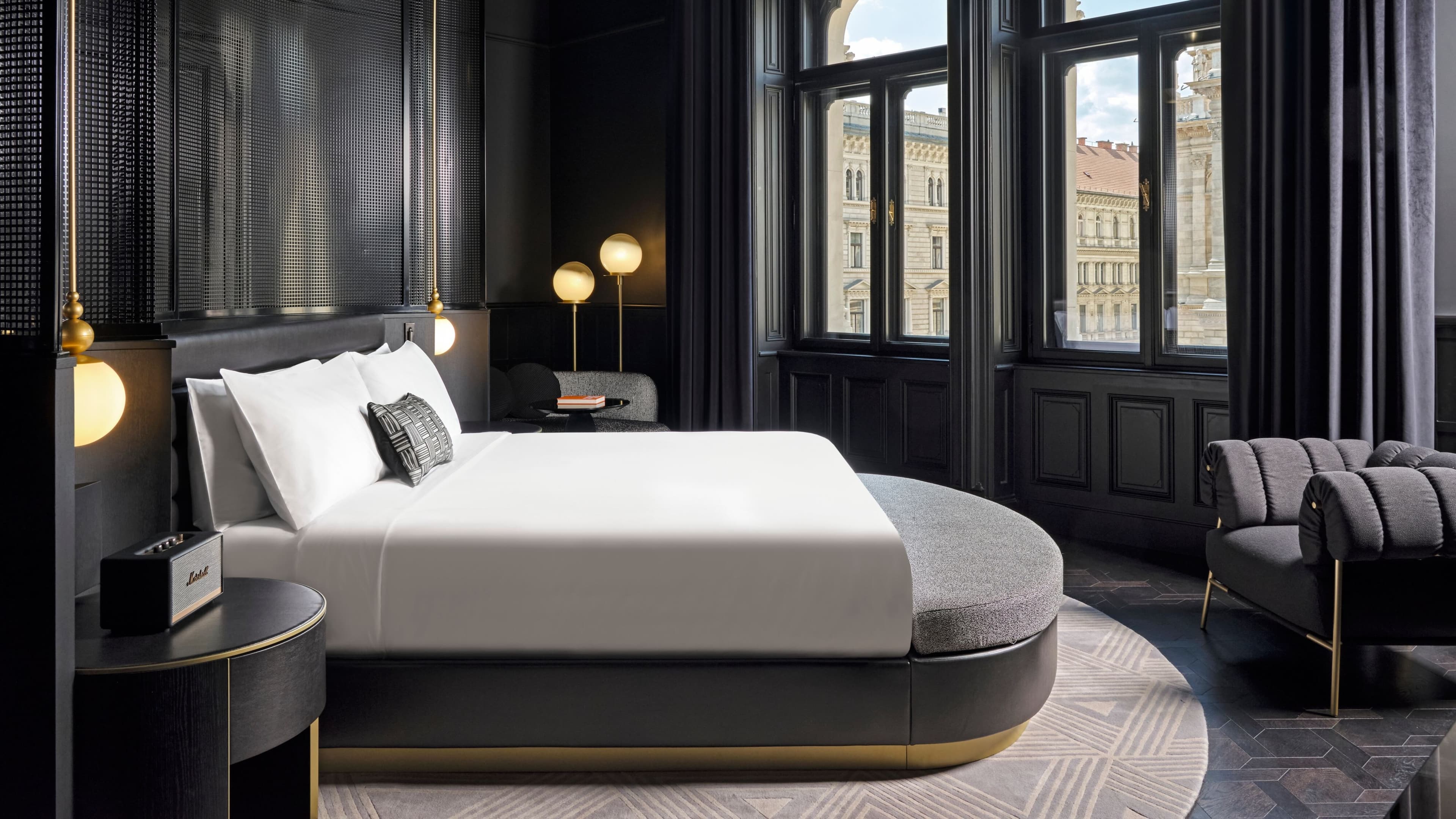 W Budapest — 36