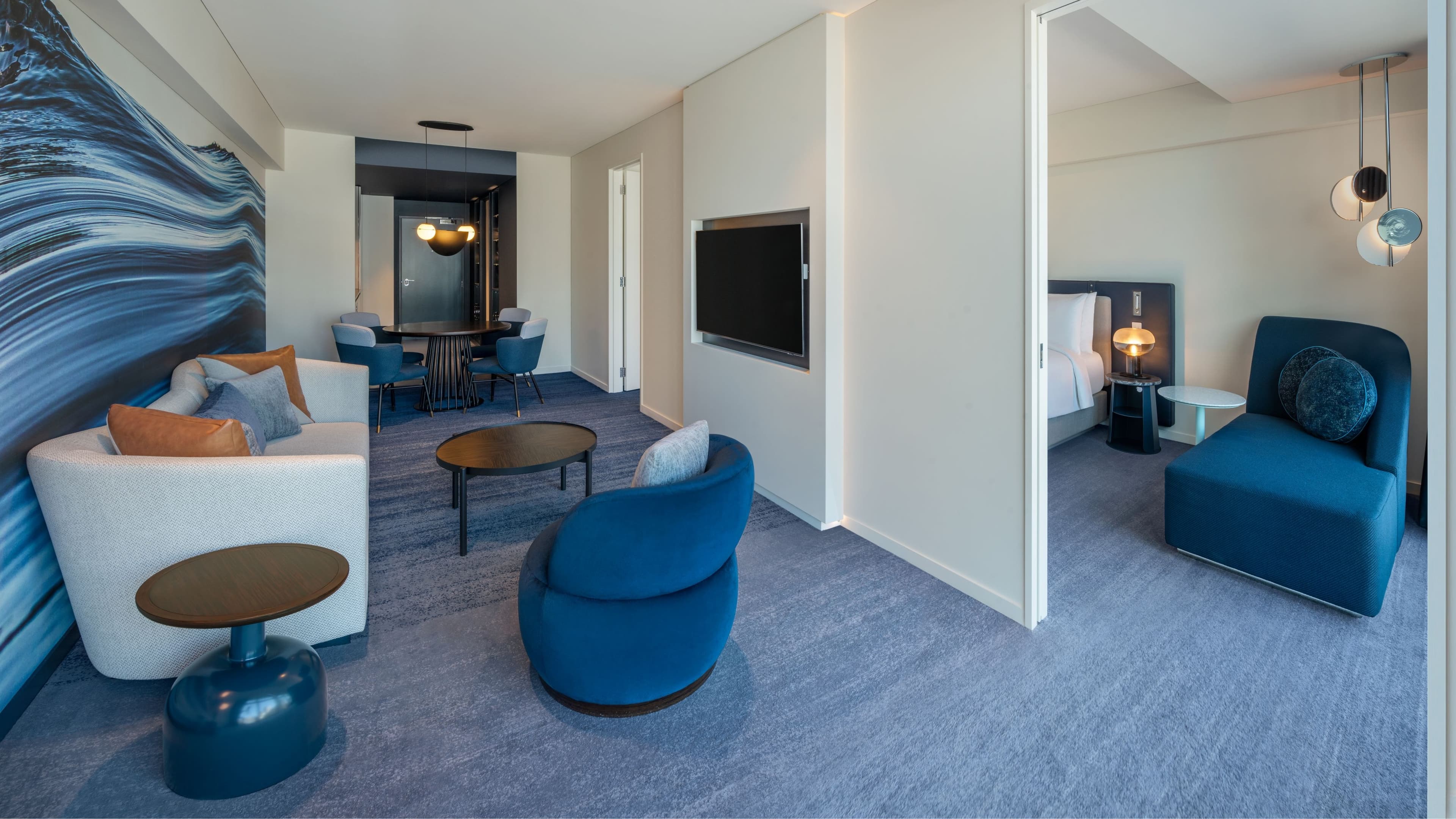 W Sydney — 40