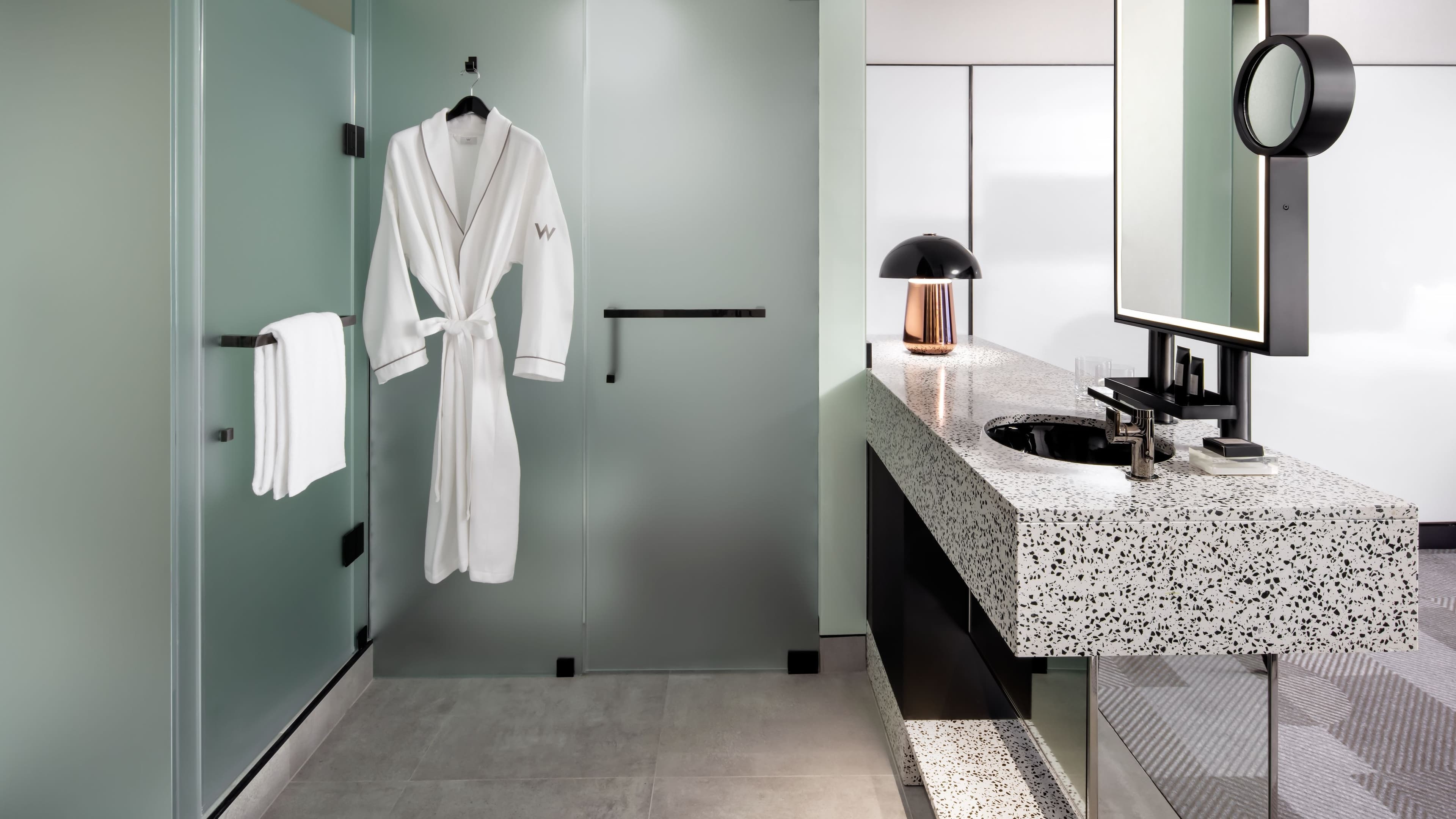 Standard - Image 4