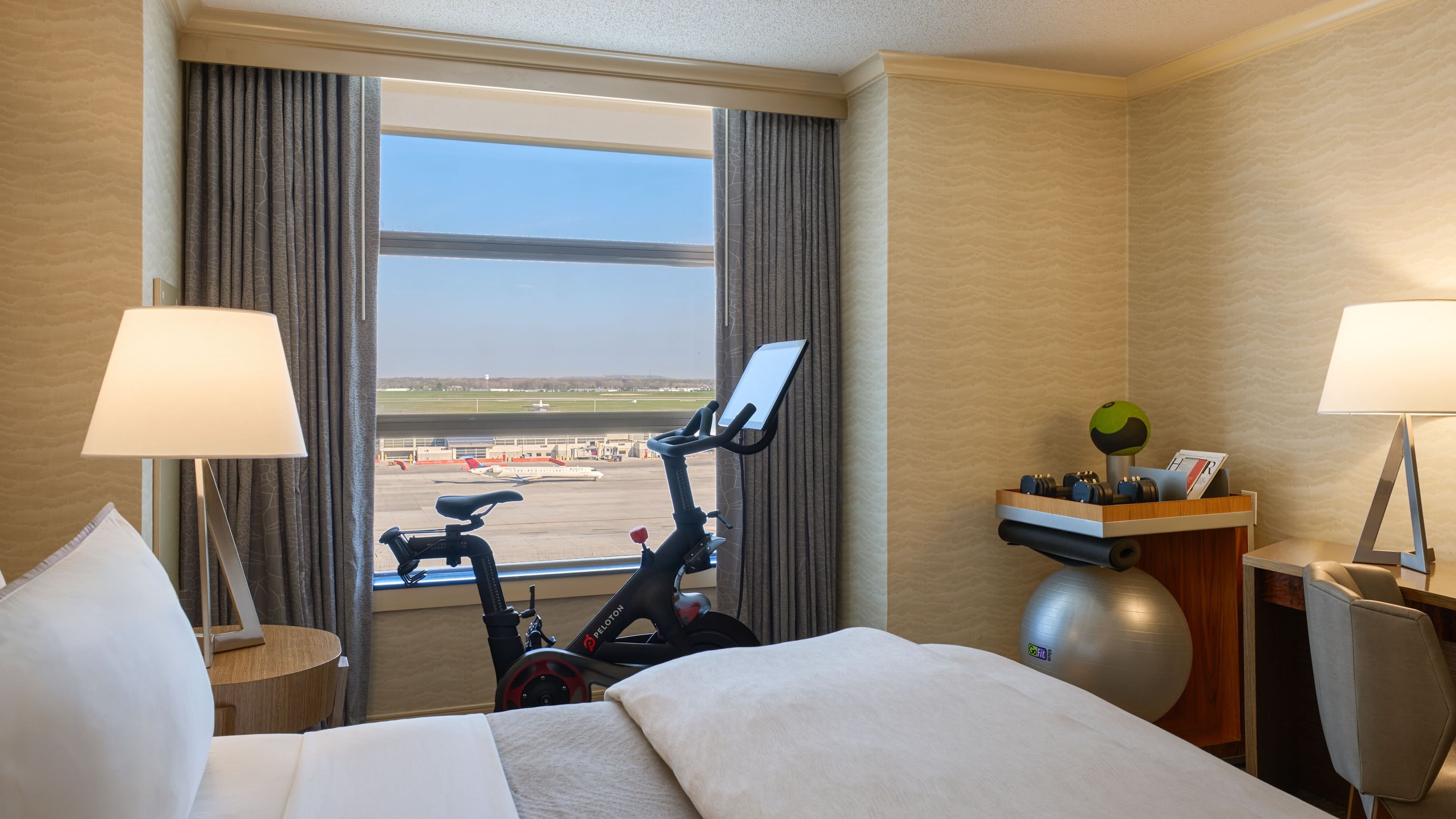 The Westin Detroit Metropolitan Airport — 8