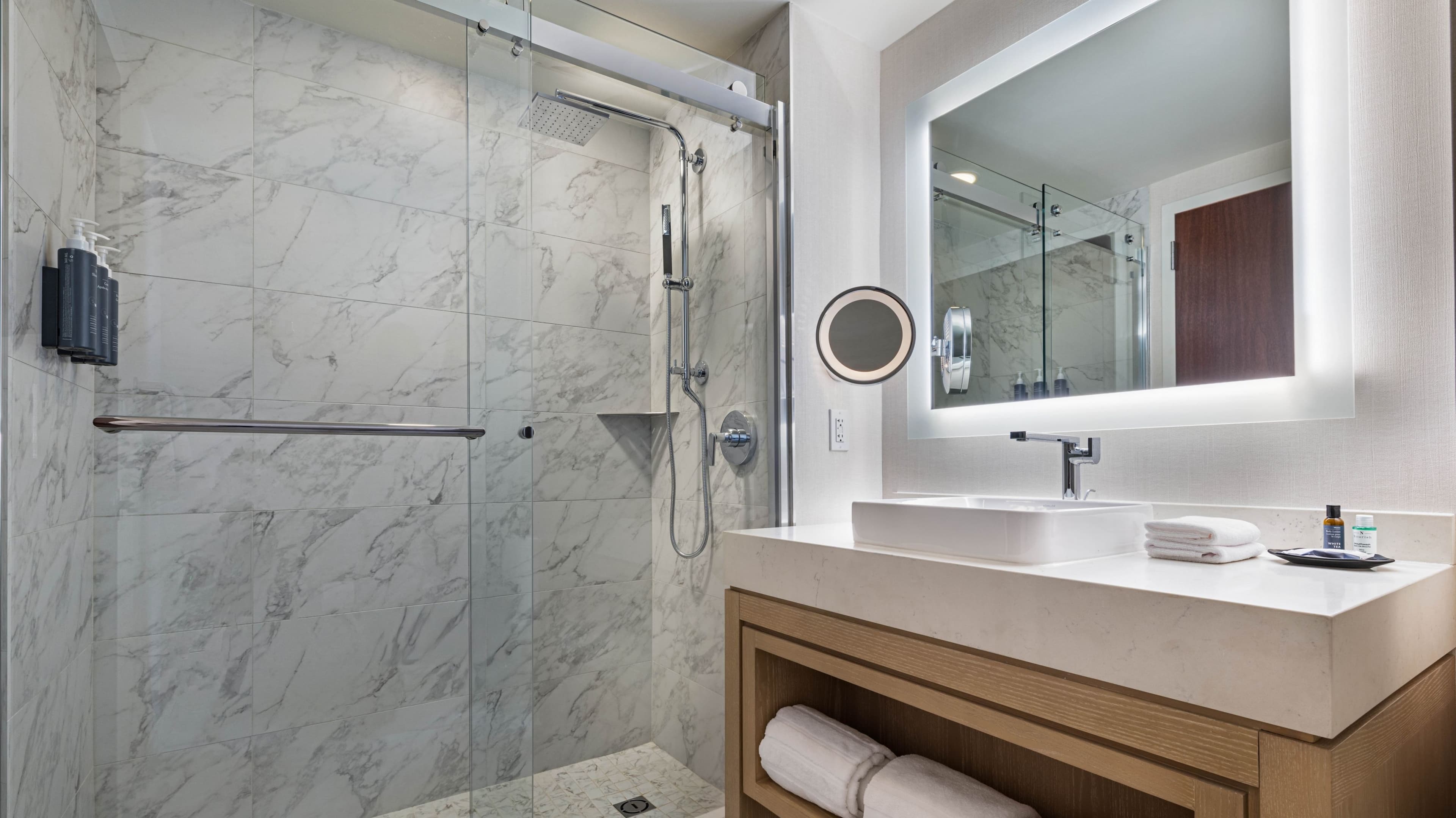 The Westin Jersey City Newport — 8