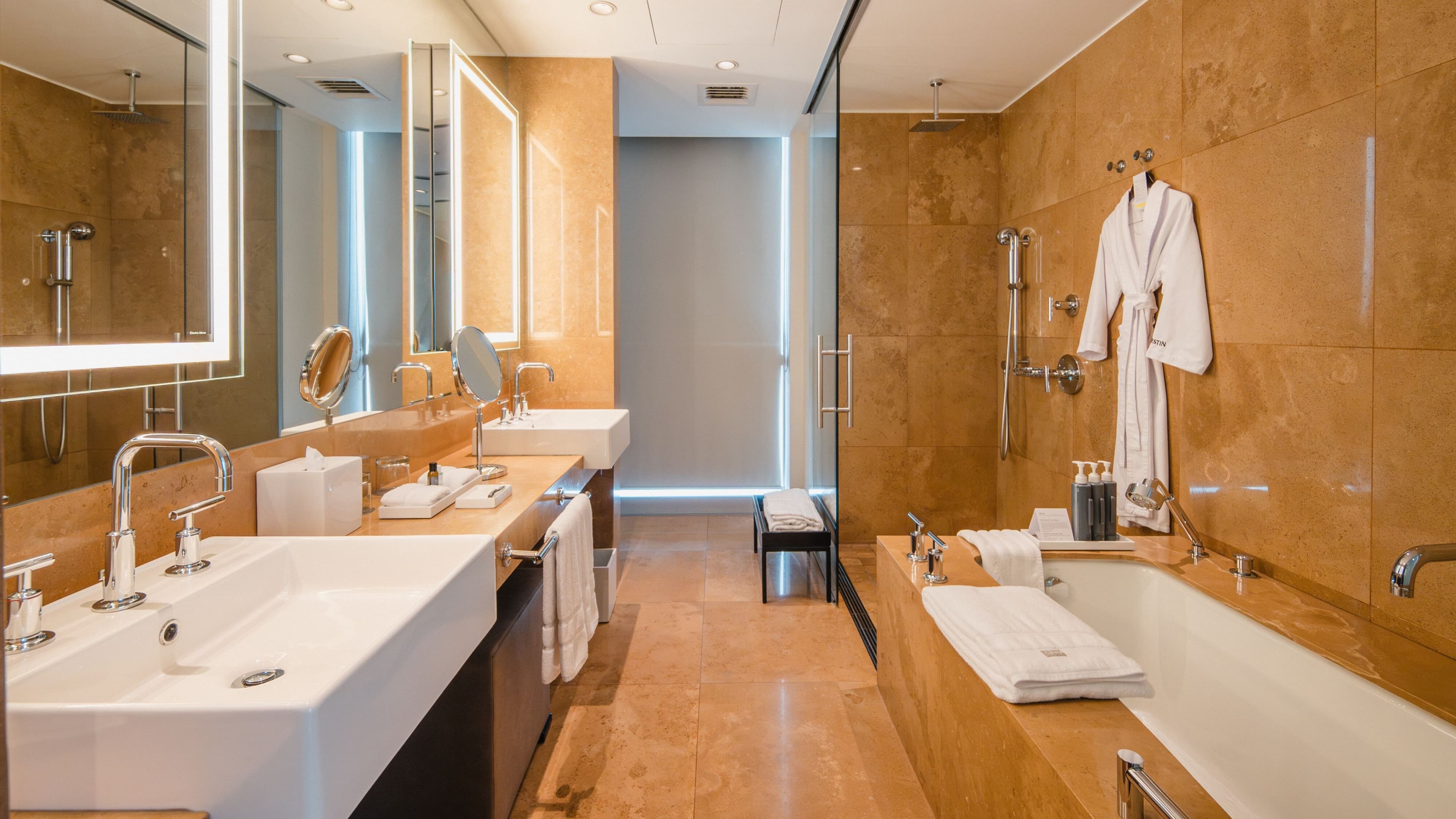 The Westin Lima Hotel & Convention Center — 16