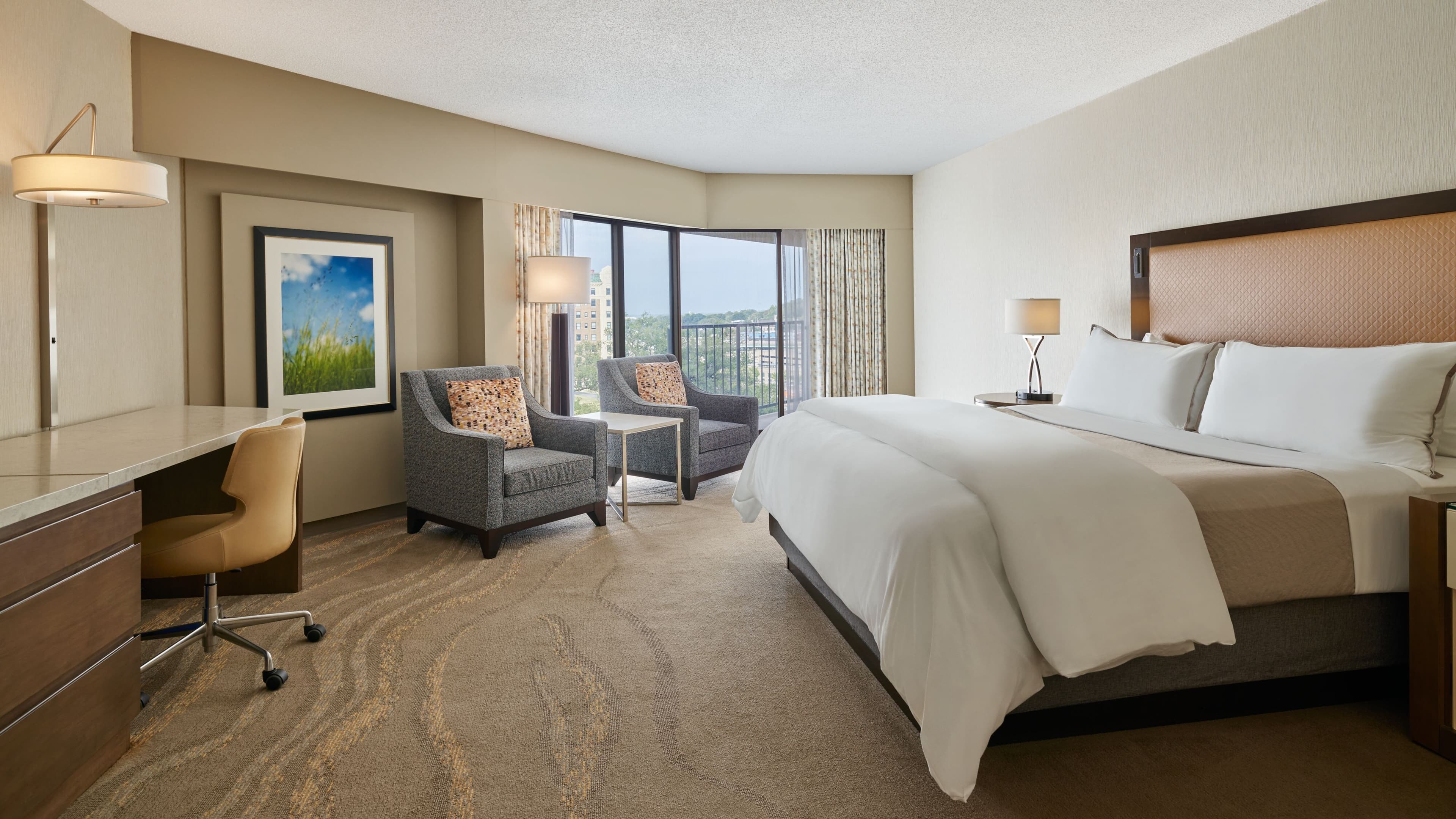 The Westin Kansas City at Crown Center - Image 2