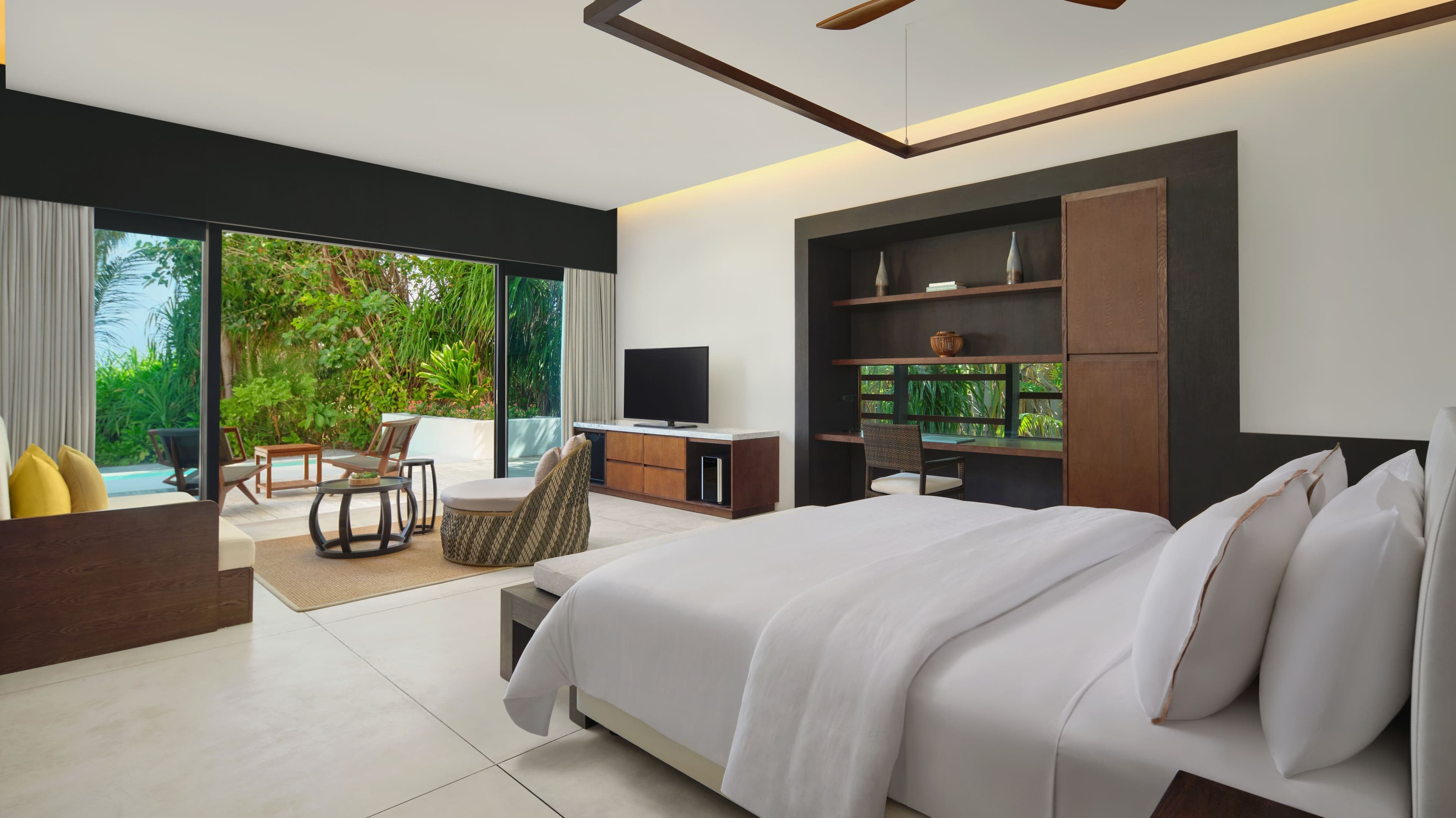 The Westin Maldives Miriandhoo Resort — 28
